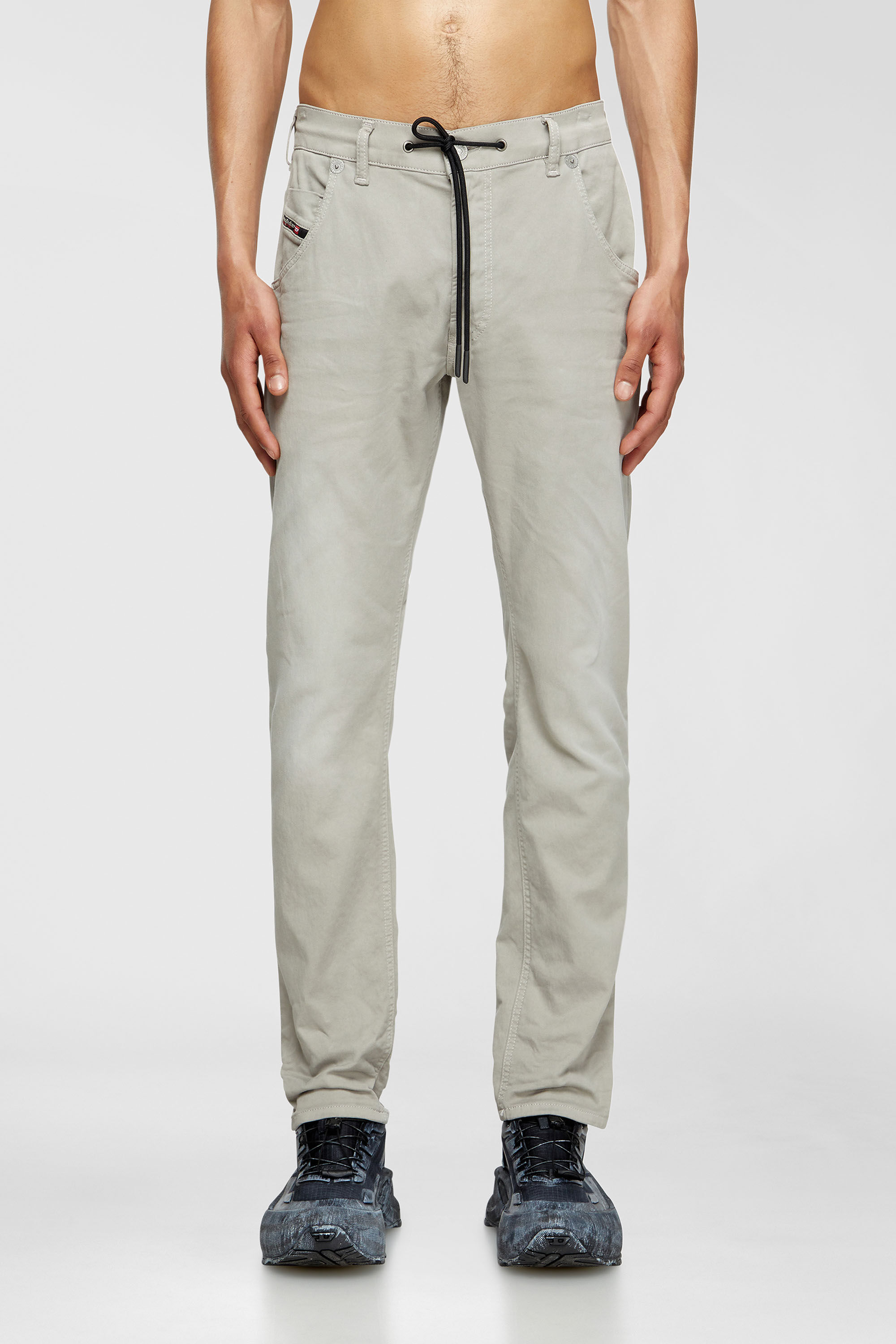 Diesel - Male's Regular 2032 D-Krooley Joggjeans&reg; 0670M, ライトグレー - 3