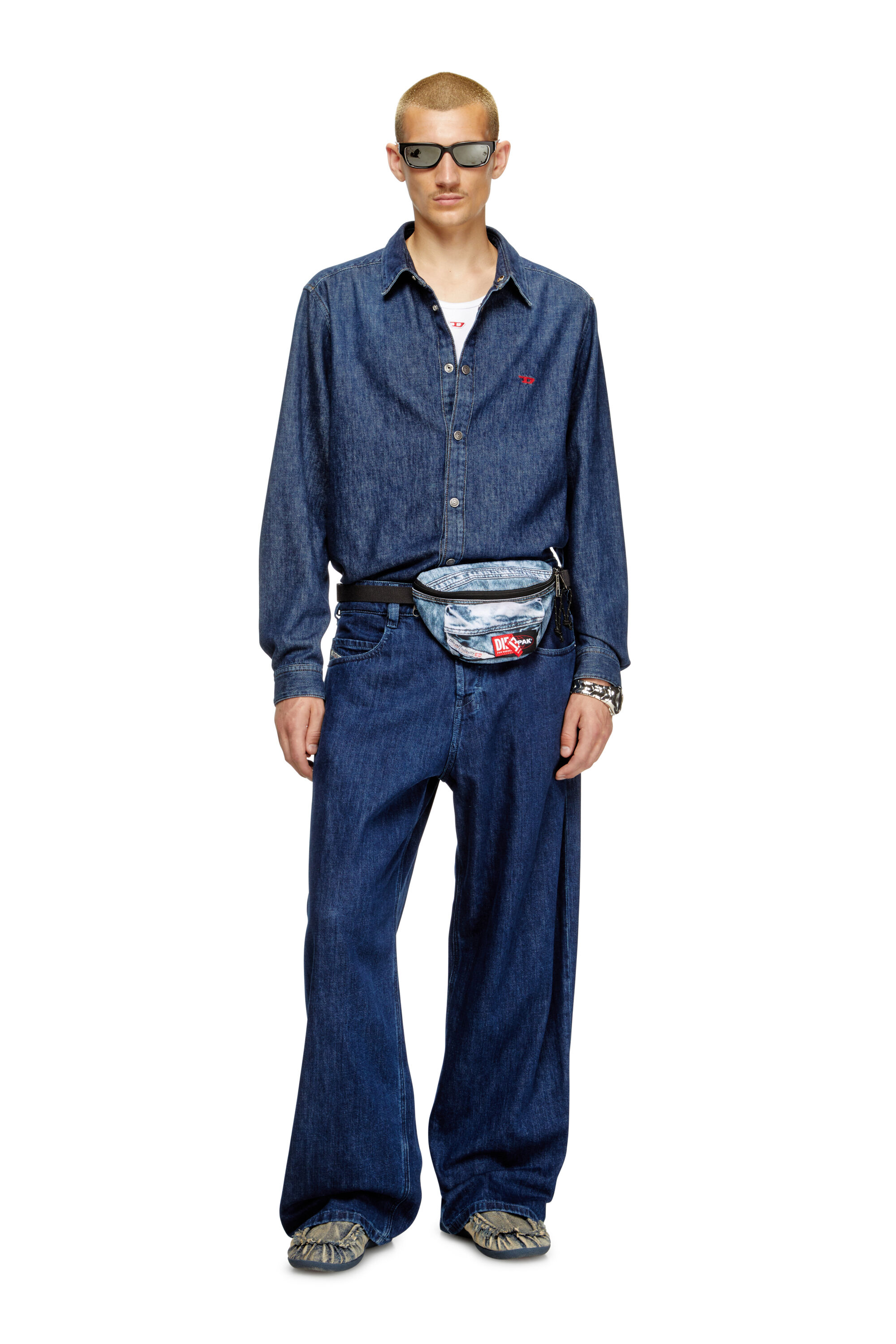 Diesel - DIESEL SPRINGER, Unisex's Belt bag in trompe l'oeil denim in ブルー - 6