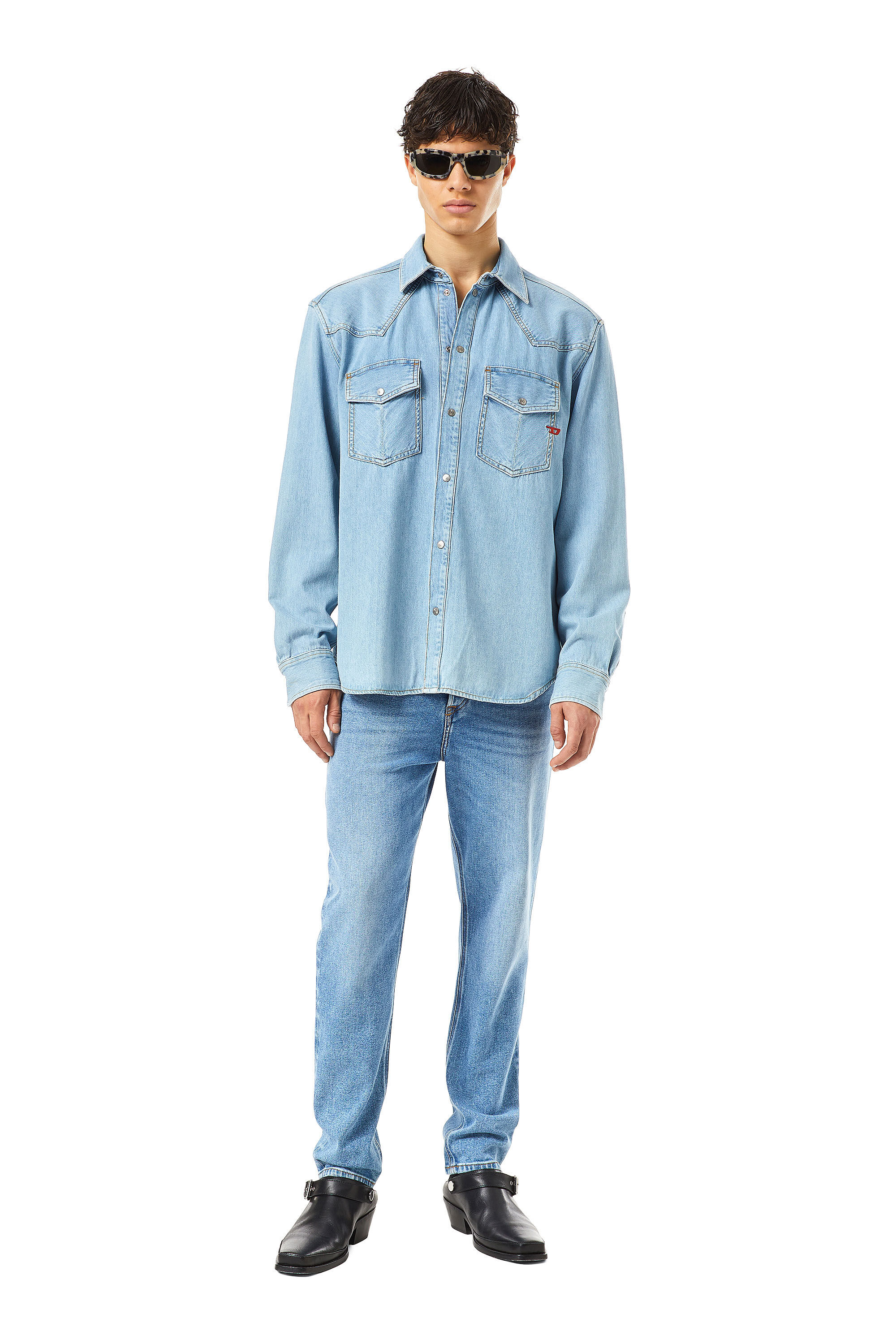 Diesel - D-OCEAN WESTERN SHIRT, Male's Western shirt in denim in ミディアムブルー - 1