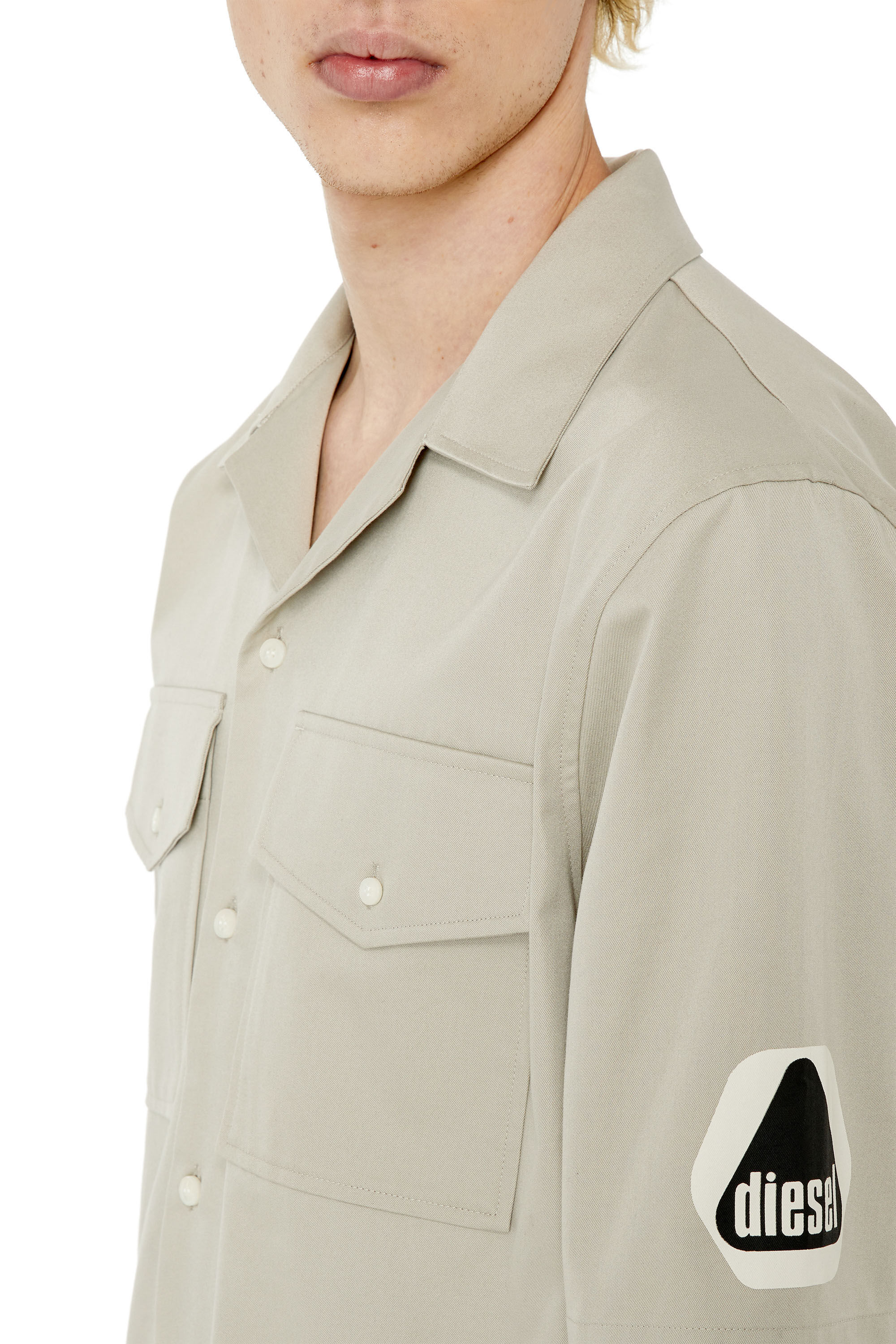 Diesel - S-MAC-B, Male's シャツ ボウリングシャツ 半そで in ライトグレー - 4