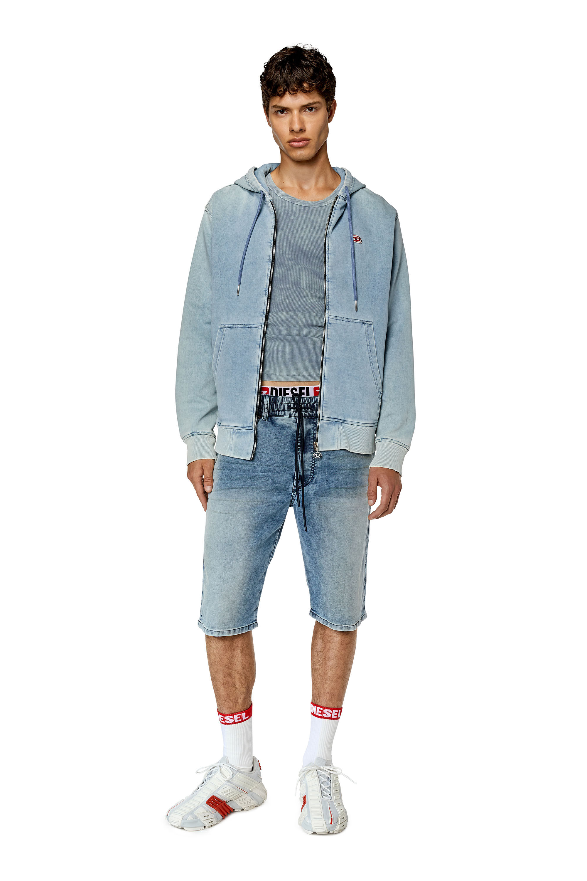 Diesel - D-KROOLEY-SHORT JOGG, Male's デニム リヨセル ショートパンツ ジョグジーンズ in ミディアムブルー - 1