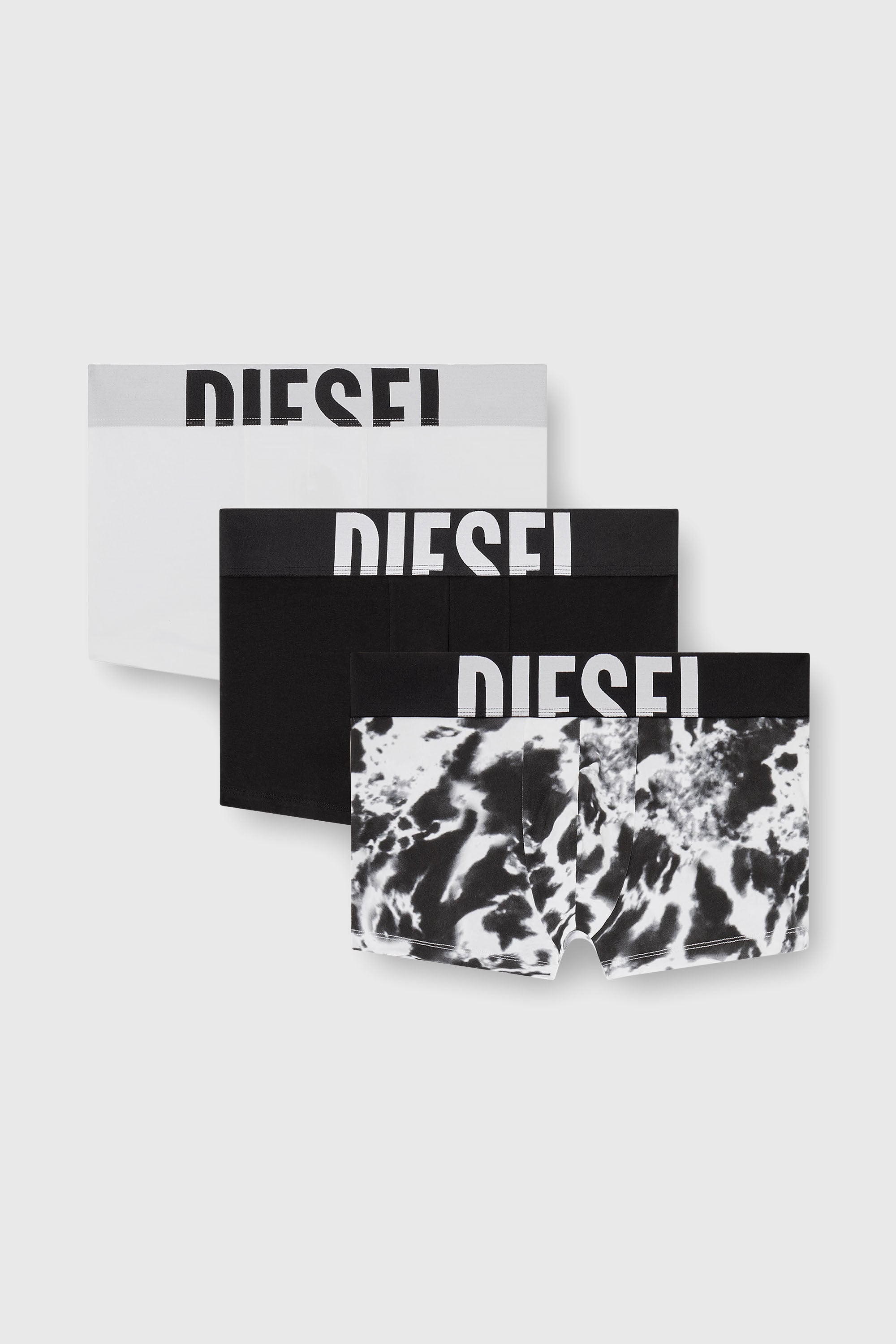 Diesel - UMBX-DAMIENTHREEPACK-5.5EL, Male's ボクサーパンツ 3枚パック in ブラック/ホワイト - 2