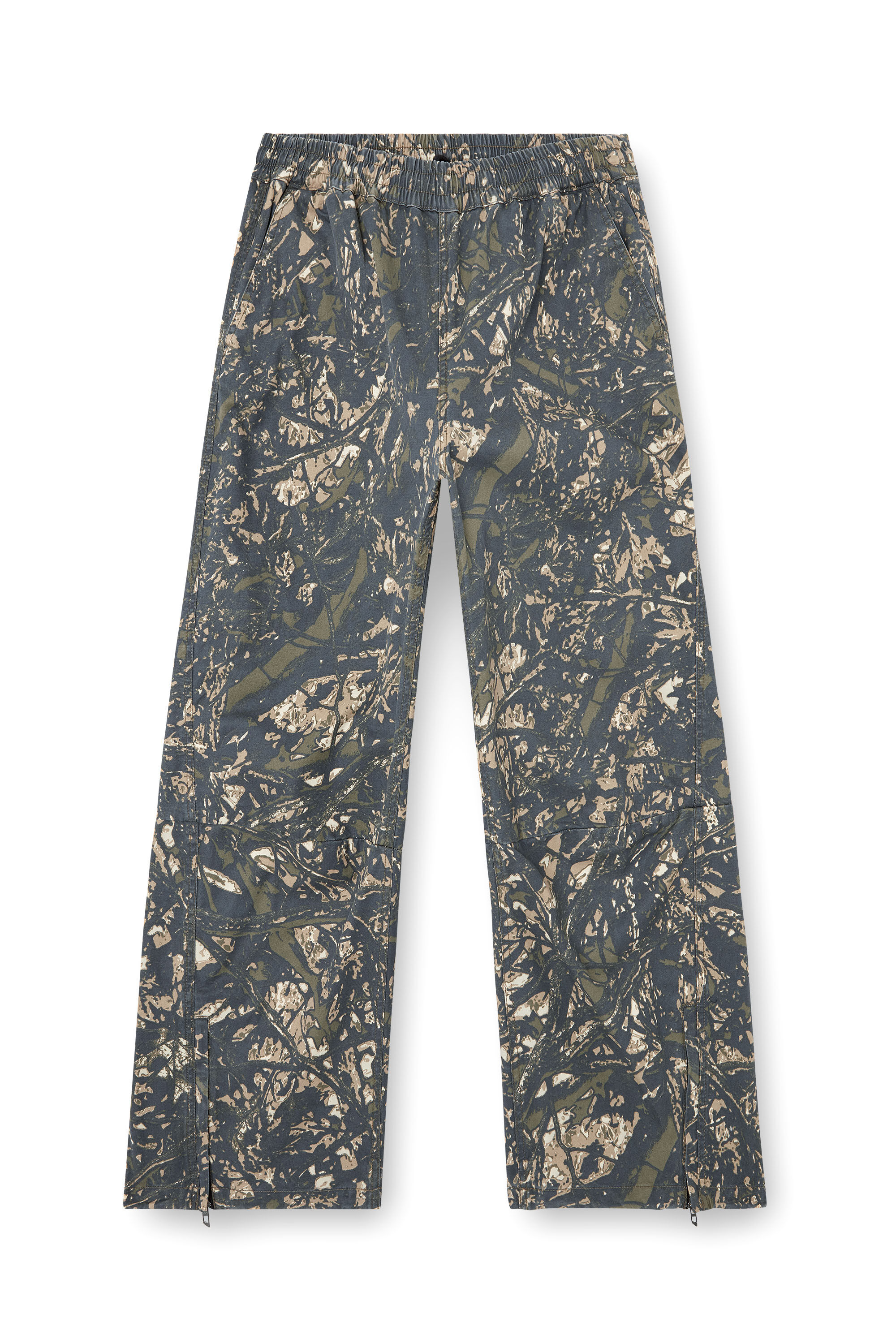 Diesel - P-LINT, Male's Stylised camo utility pants in グリーン/ブラウン - 5