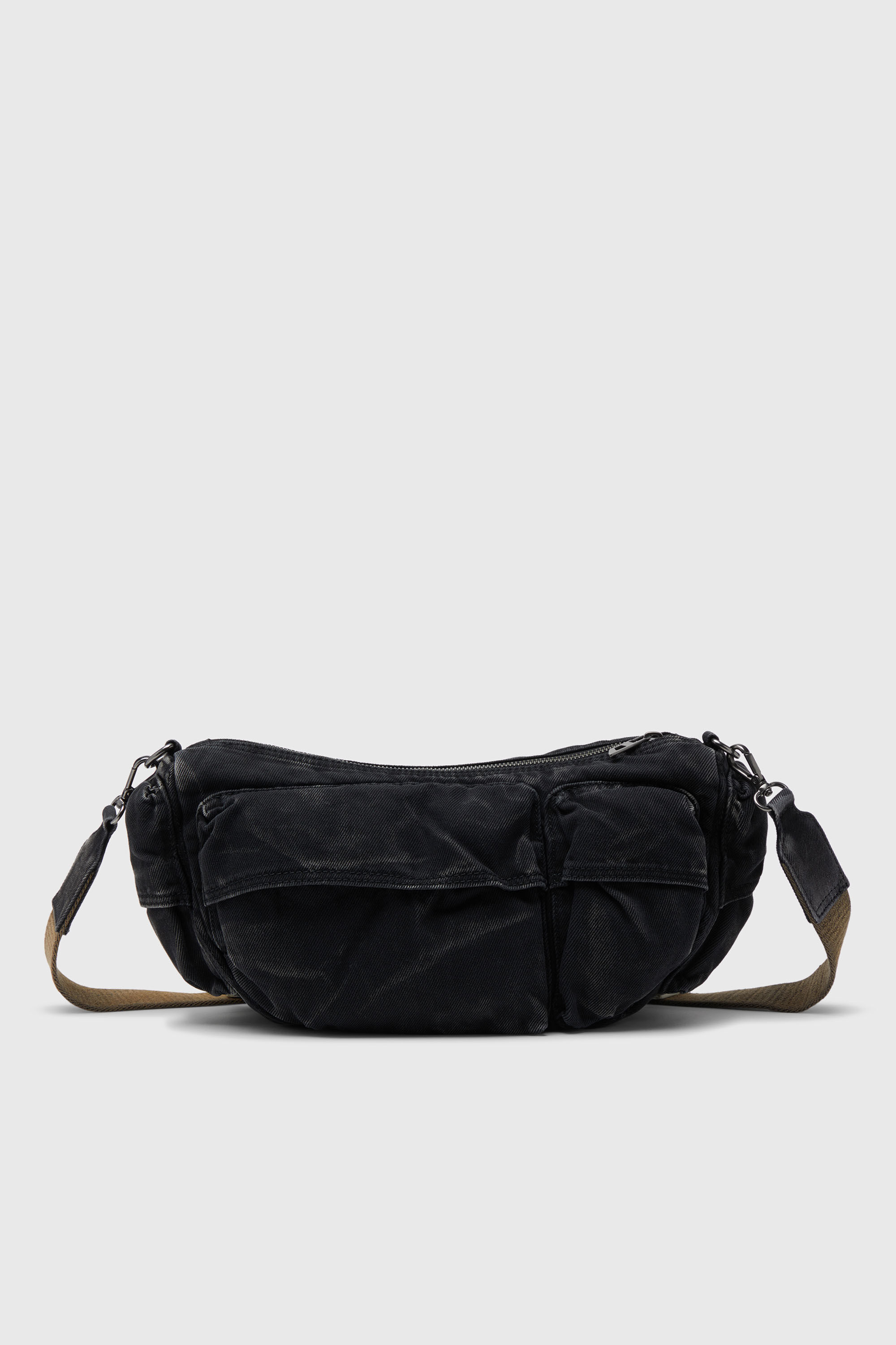 MULTI-PKTS SHOULDER BAG X ショルダーバッグ｜ブラック｜ウィメンズ