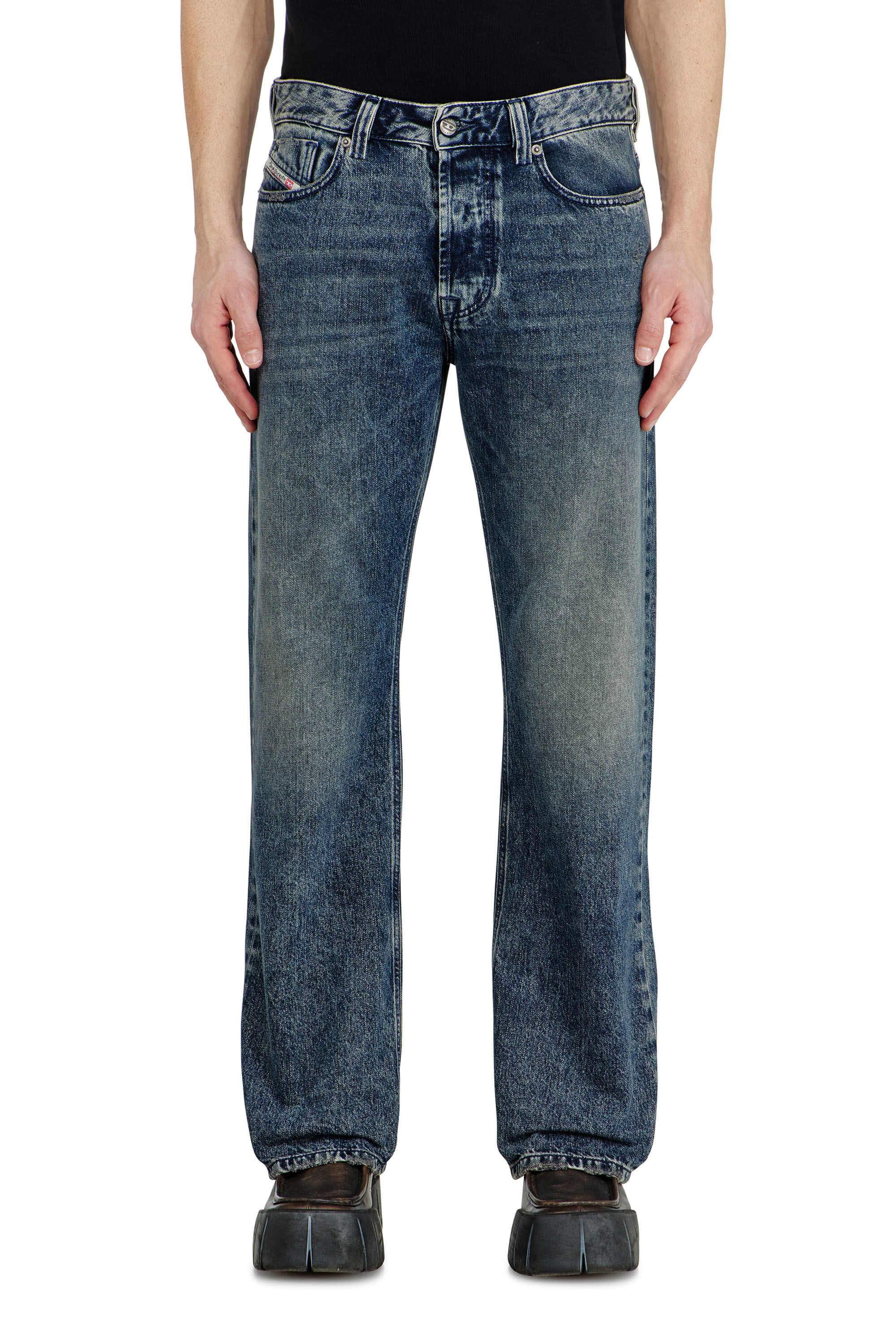 Diesel - Male's Relaxed Jeans 1980 D-Eeper 09N68, ダークブルー - 5