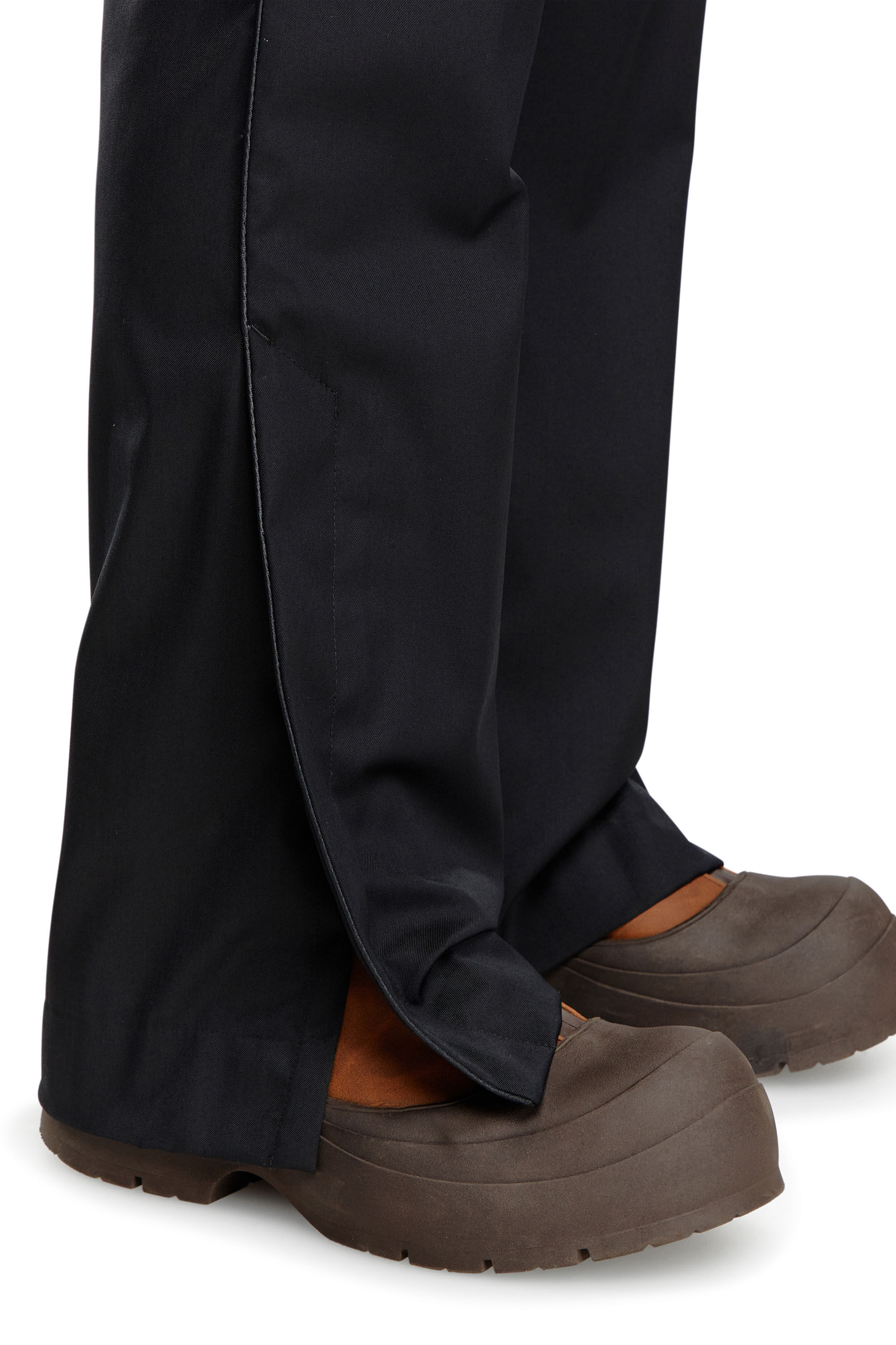 P-AMMIR Wool-nylon pants with side slits｜ブラック｜メンズ｜DIESEL