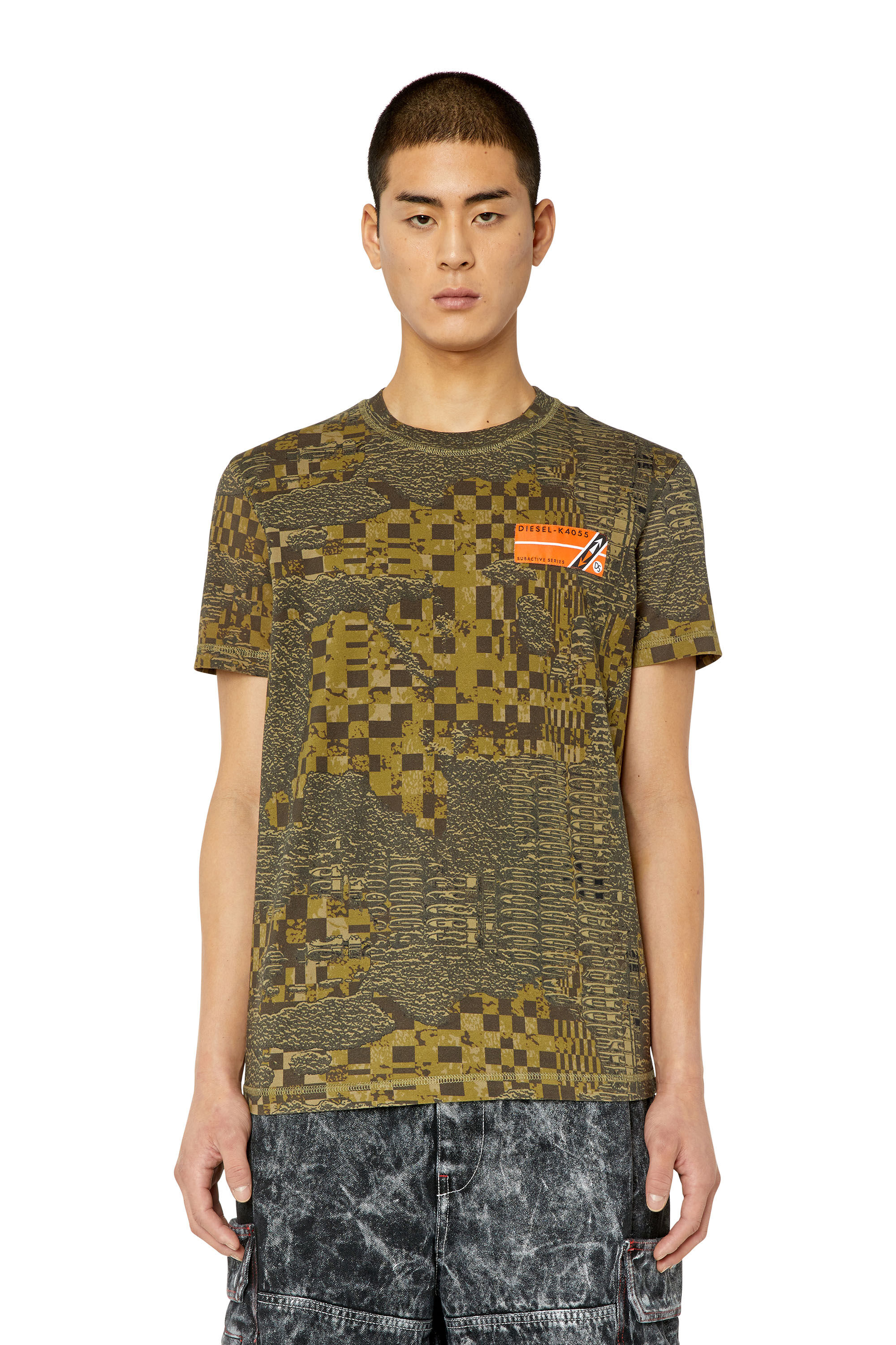 Diesel - T-DIEGOR-G1, Male's Tシャツ カモフラージュ in オリーブグリーン - 3