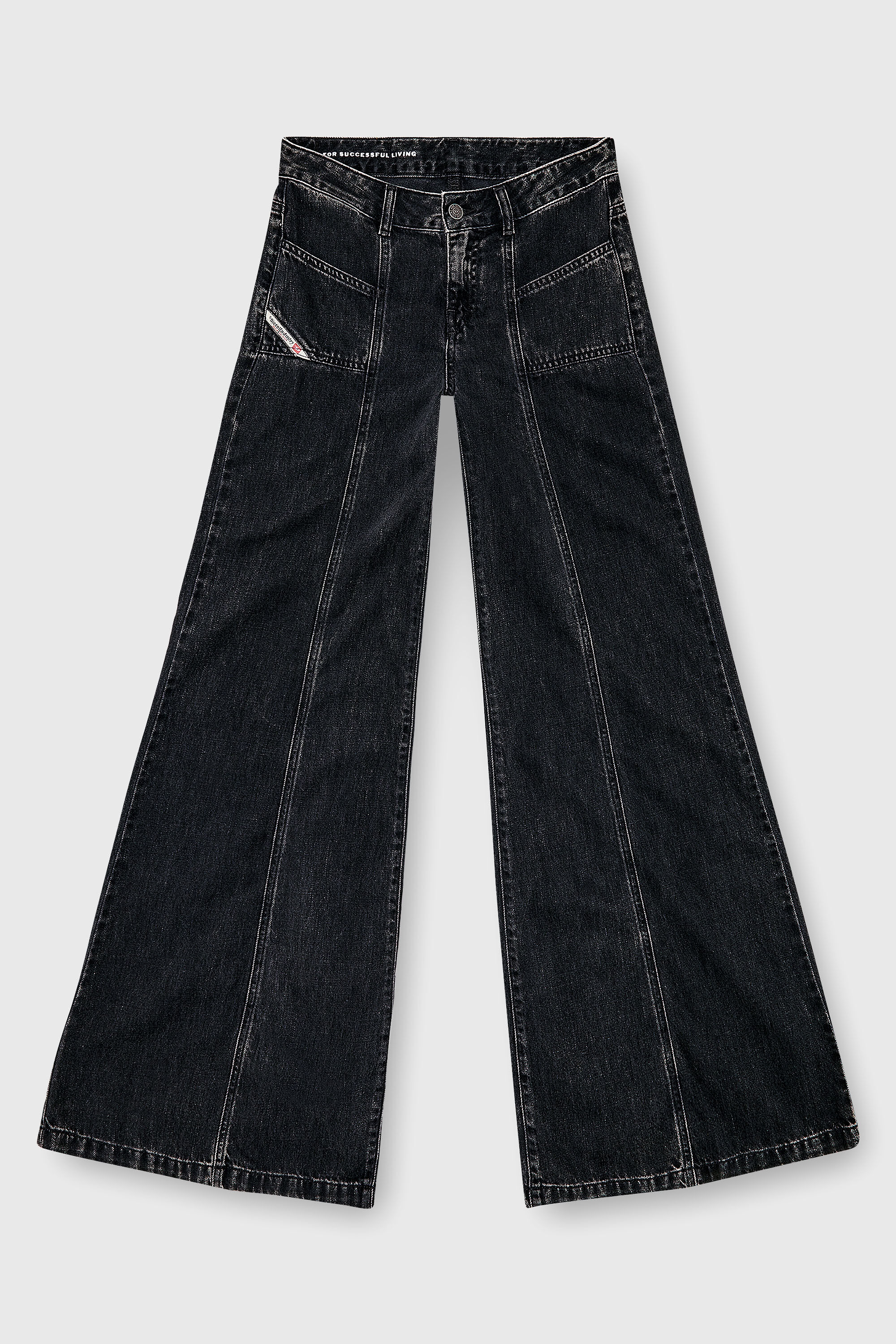 Diesel ウィメンズ デニム D-Akii ブーツカット フレア ジーンズ
