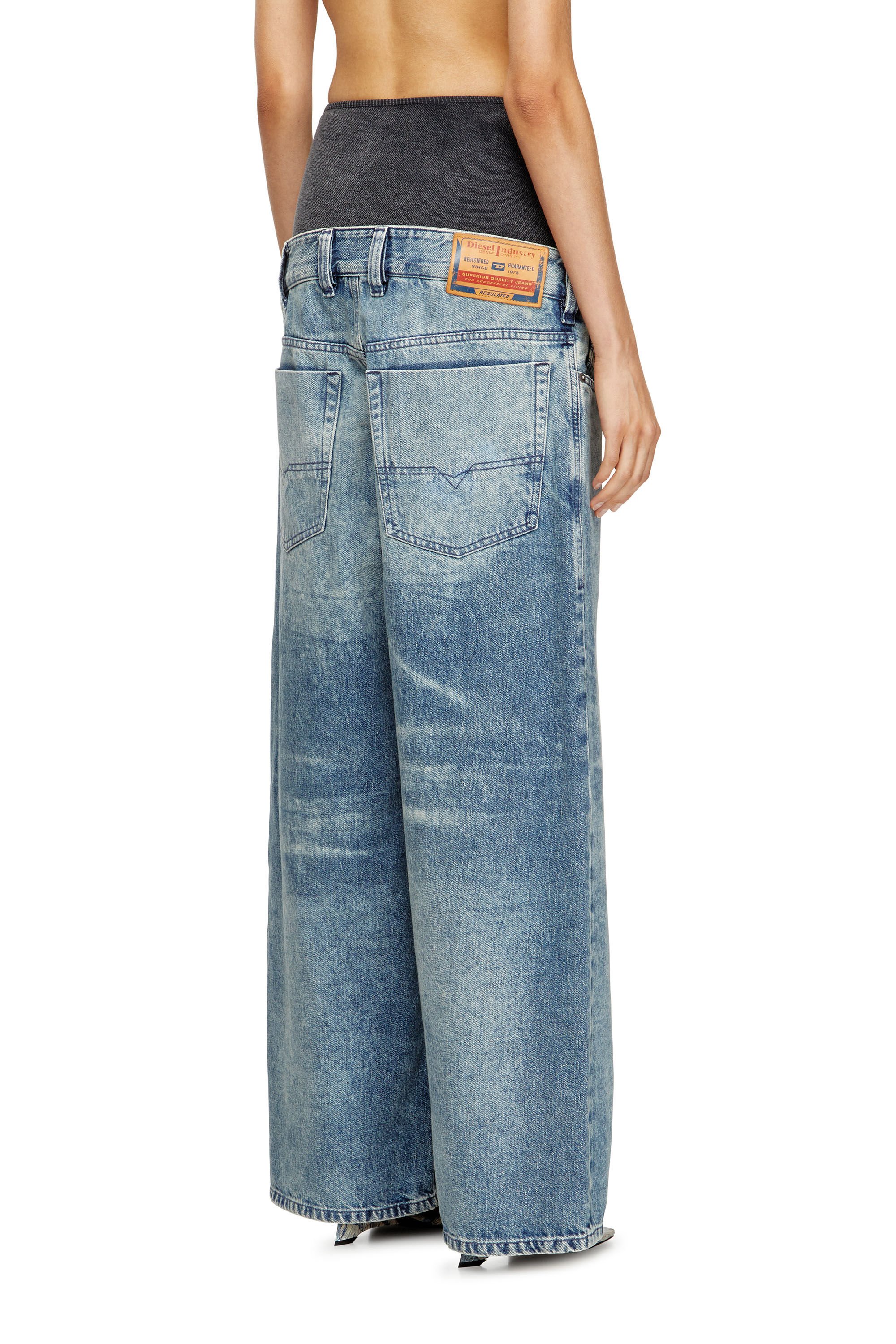 Diesel - Female's Relaxed Jeans D-Eni 09N97, ミディアムブルー - 4