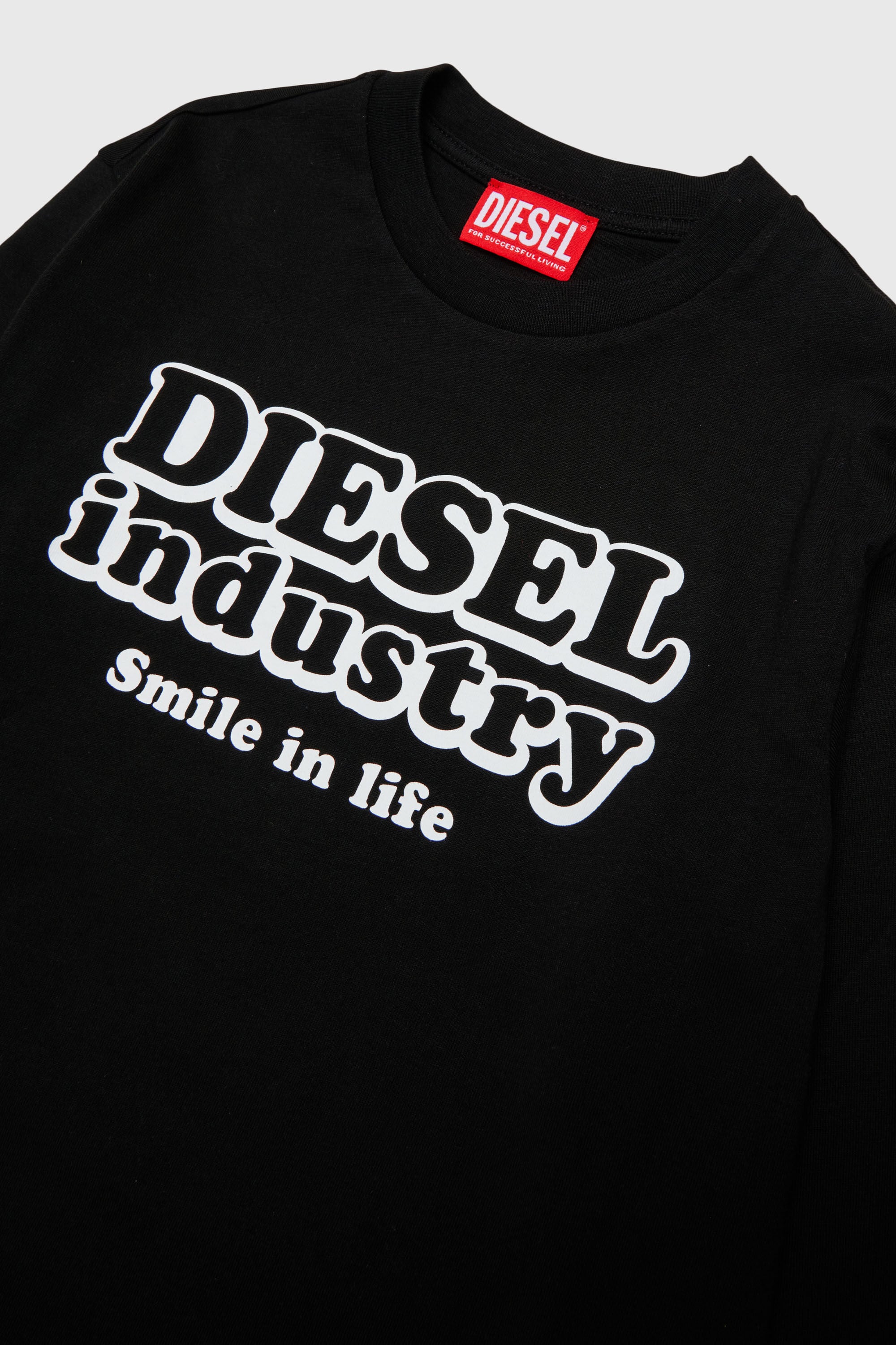 Diesel - TLODIMLS OVER, Male's Tシャツ in ブラック - 3
