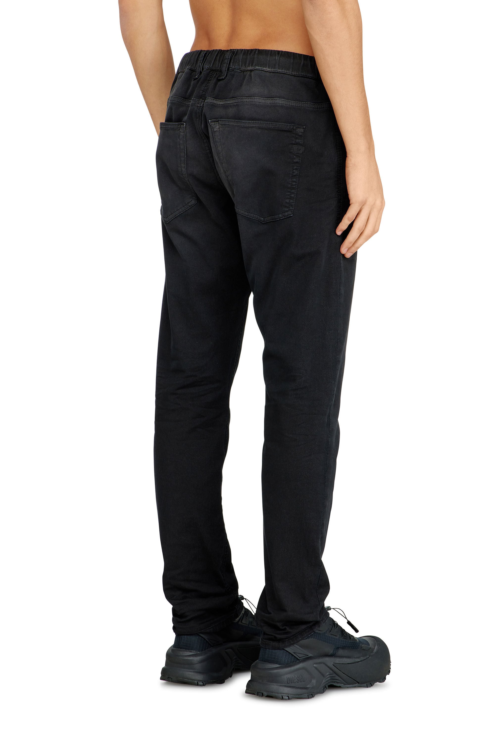 Diesel - Male's Regular 2032 D-Krooley-BW Joggjeans&reg; 0670M, ブラック - 4