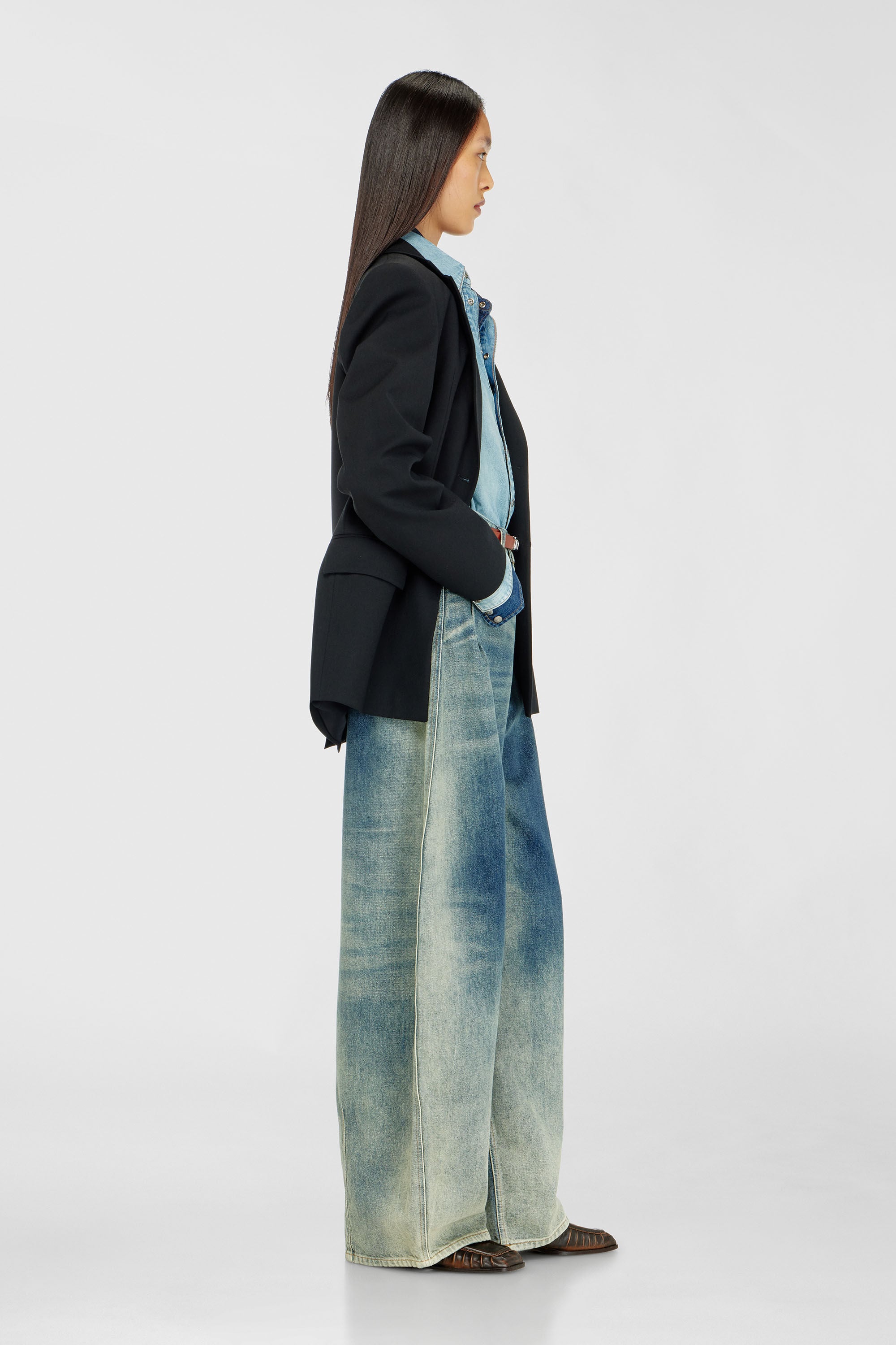Diesel - Female's Relaxed Jeans 1987 D-Khelz 007EF, ミディアムブルー - 2