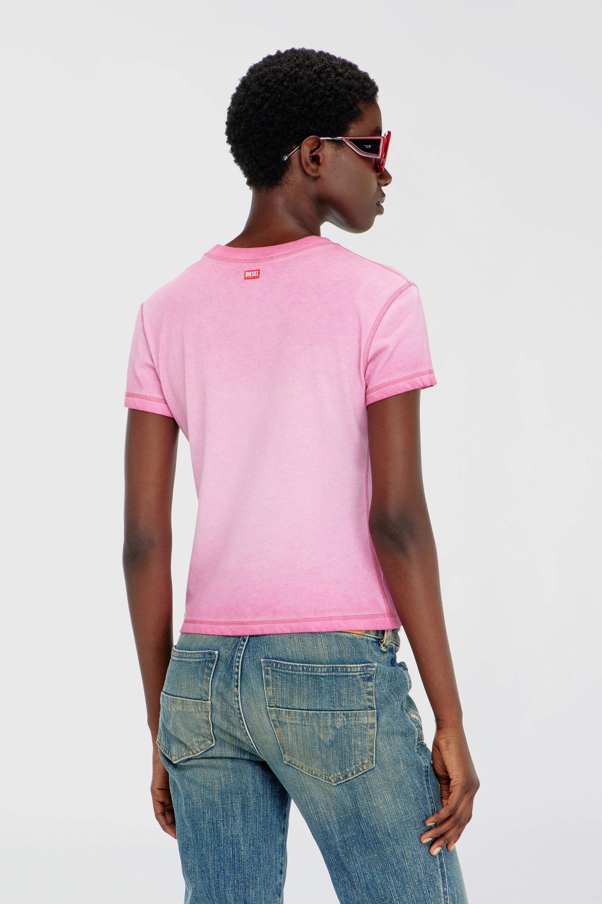 Diesel - T-ILA-AA7, Female's Tシャツ in ホットピンク - 4