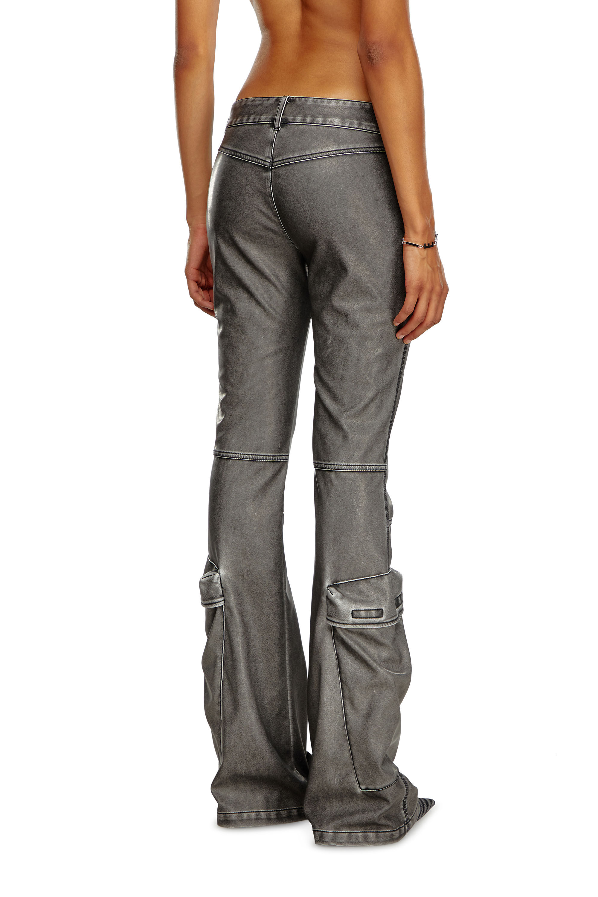 P-OWER-P1 Bootcut trousers in washed tech fabric｜ブラック｜ウィメンズ｜DIESEL