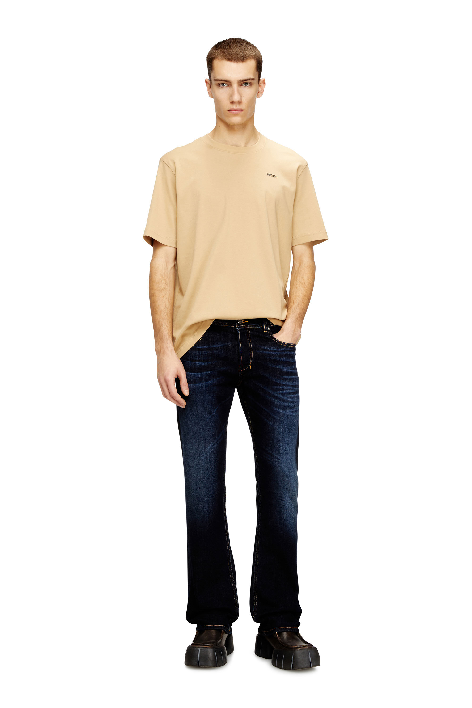 Diesel - T-ADJUST-MET, Male's Tシャツ in ベージュ - 1