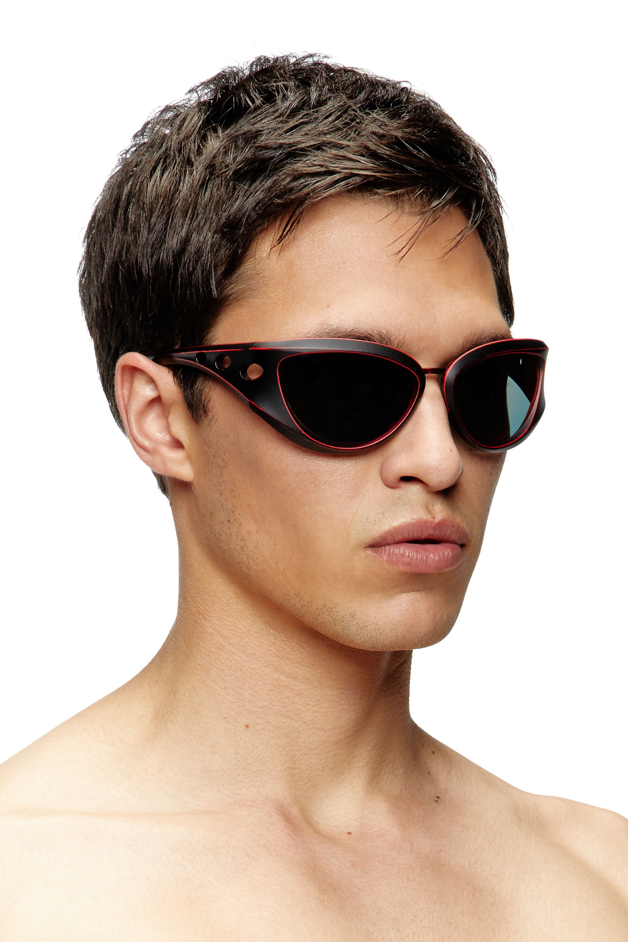 0DL3007U Cat-eye style sunglasses｜レッド｜ウィメンズ｜DIESEL