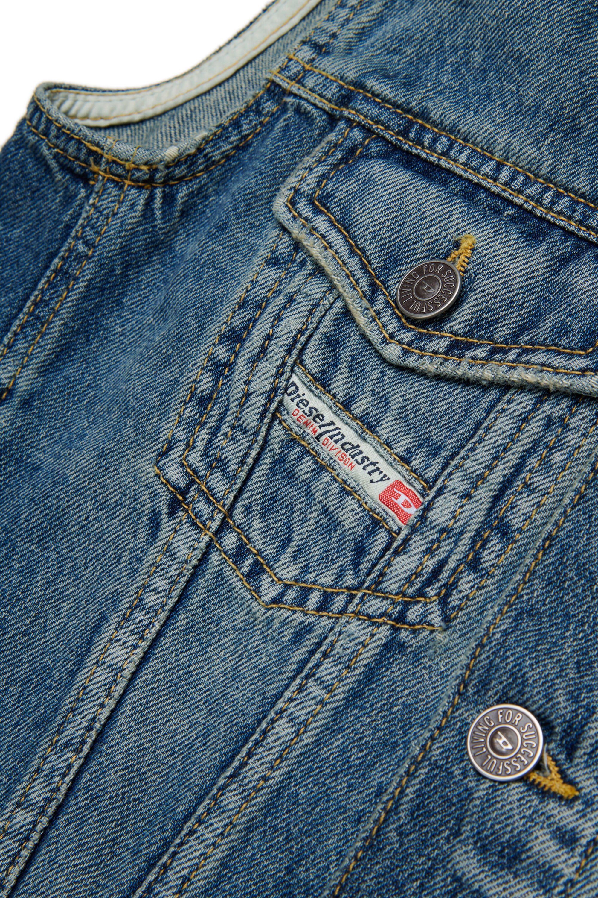 Diesel - JNHILL-OVER-SM, Male's デニムスリーブレスジャケット in ミディアムブルー - 4