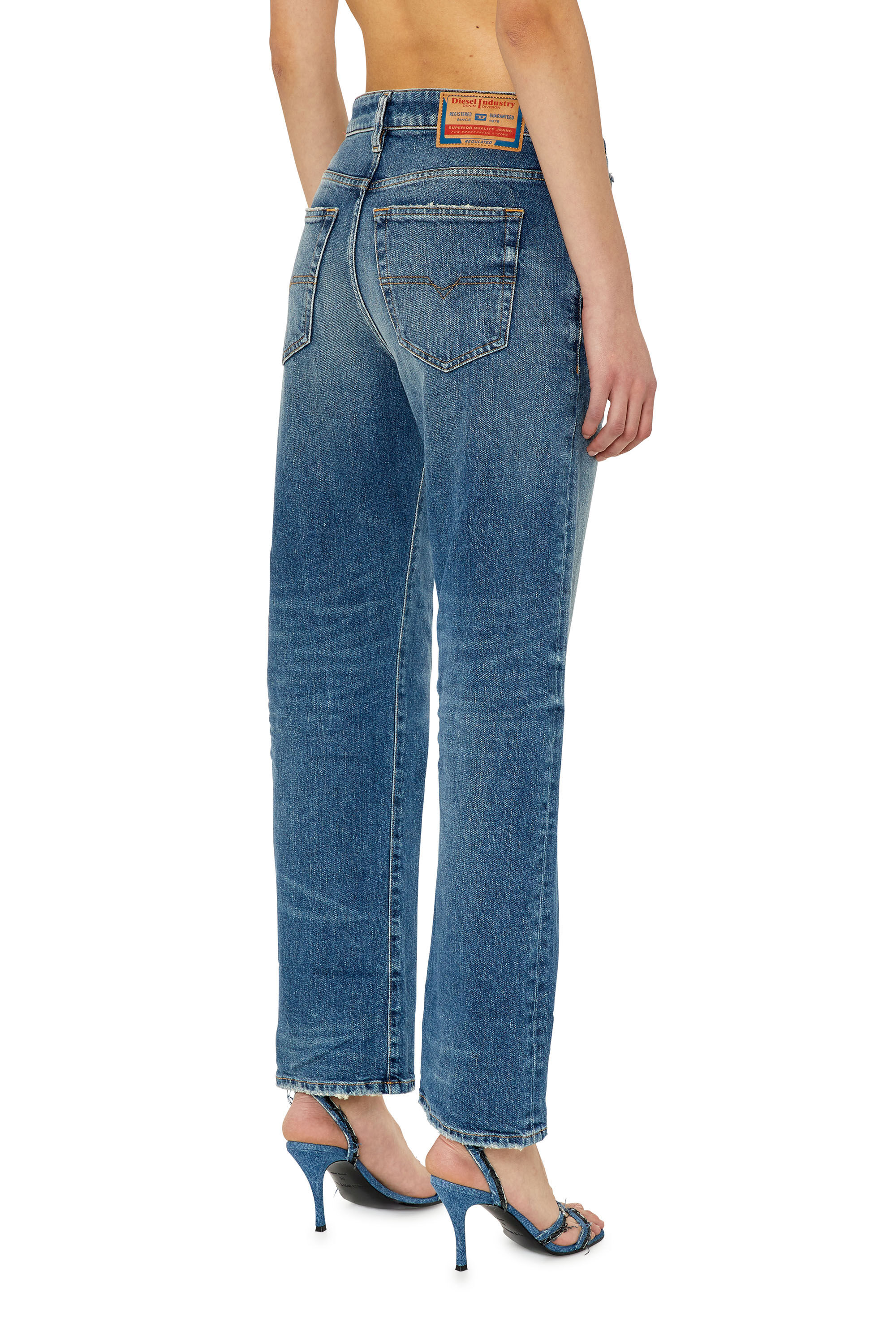 Diesel - Female's Straight Jeans 1999 D-Reggy 007L1, ミディアムブルー - 5