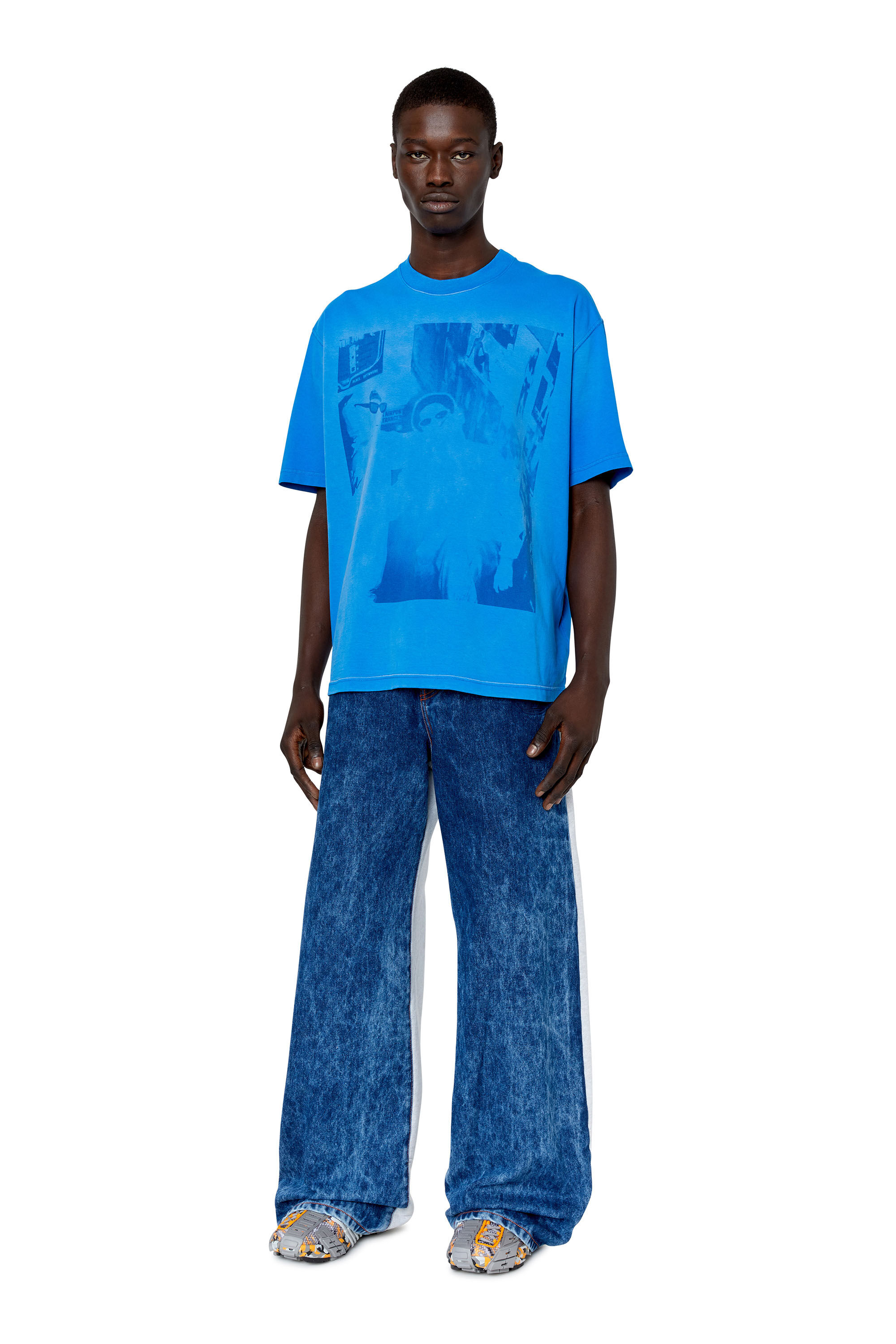 Diesel - T-WASH-G4, Male's フォトプリント Tシャツ in ブルー - 1