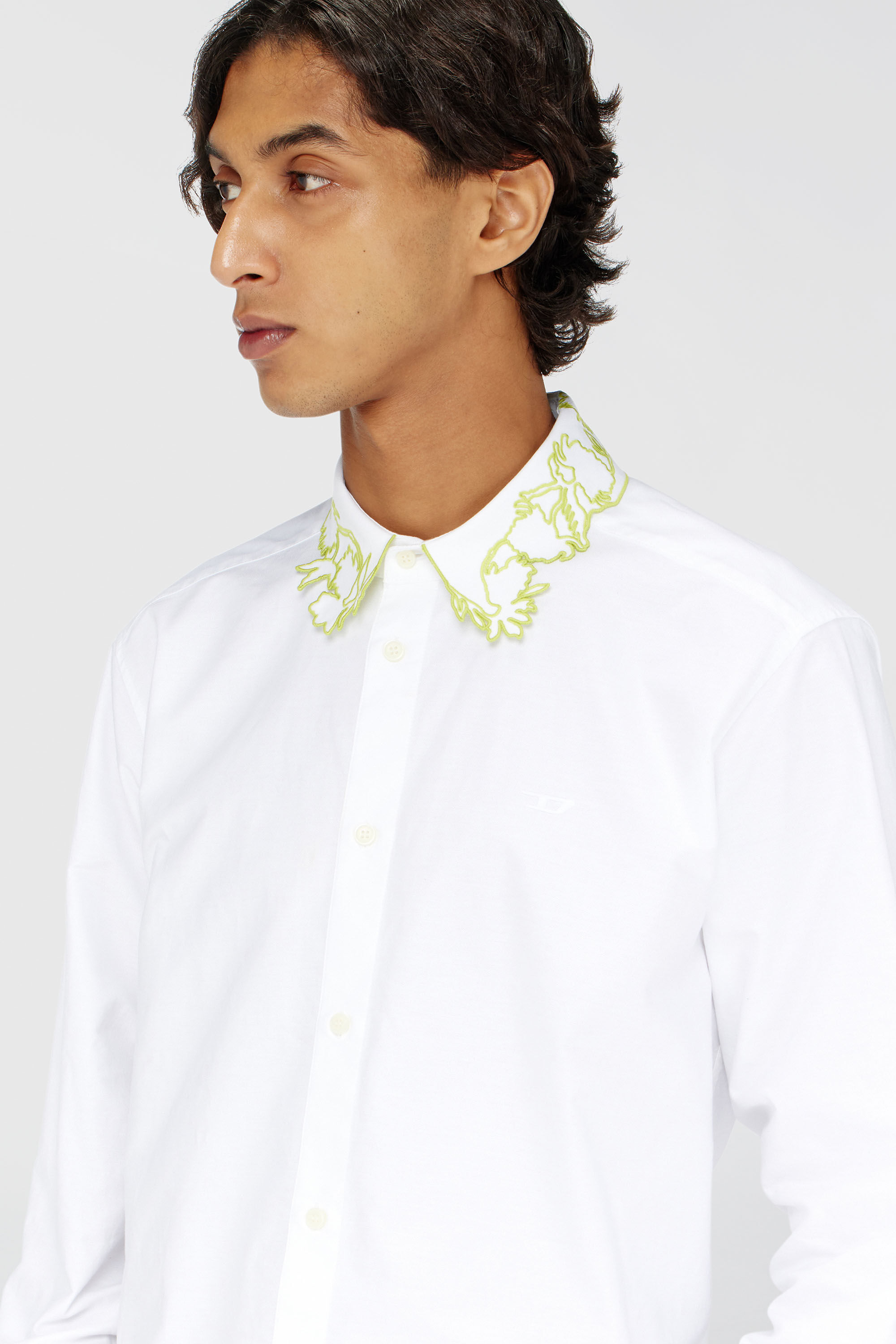 S-PLAOUT Oxford shirt with embroidered collar｜ホワイト｜メンズ