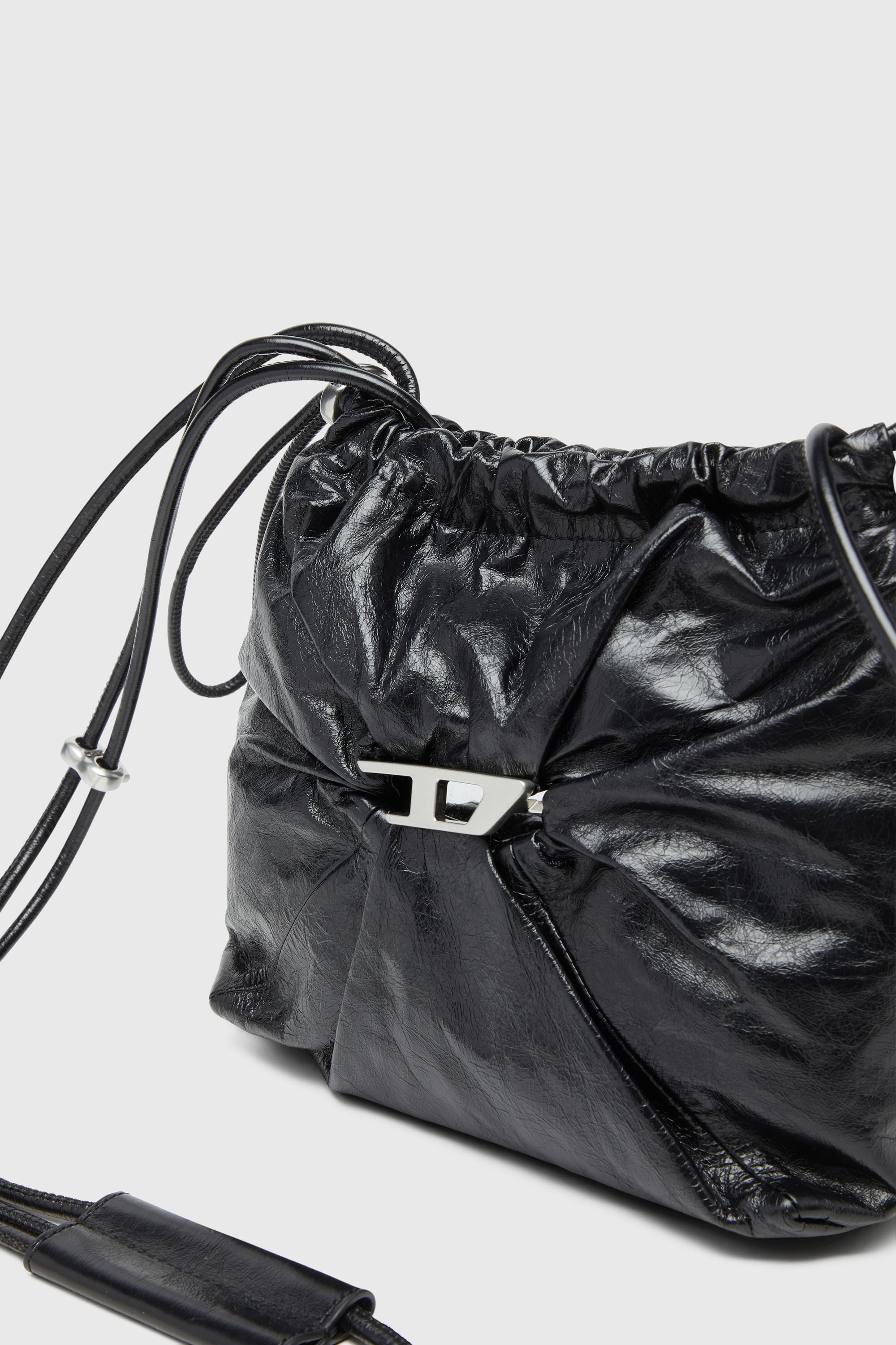 Diesel - SCRUNCH-D BUCKET, Female's バケットバッグ in ブラック - 6