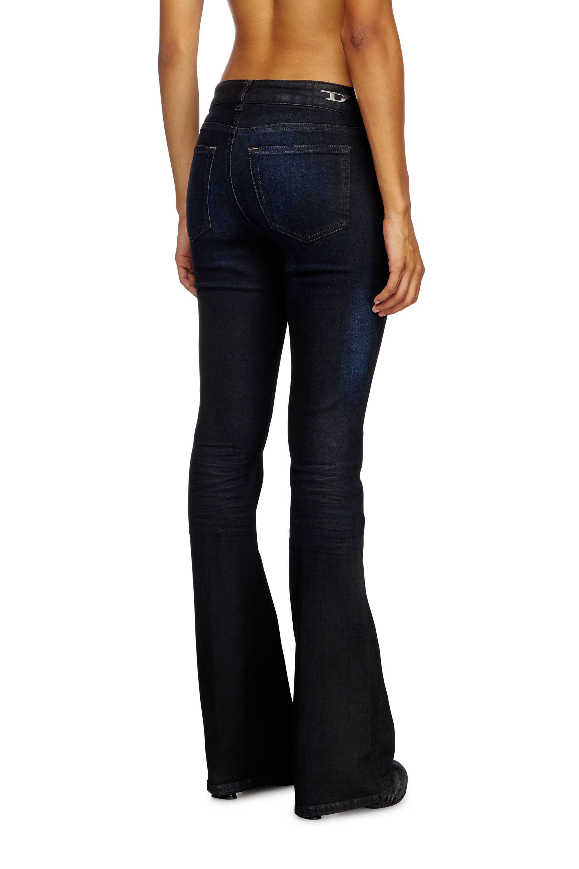 Diesel - Female's Bootcut Jeans 1969 D-Ebbey 09J18, ダークブルー - 5
