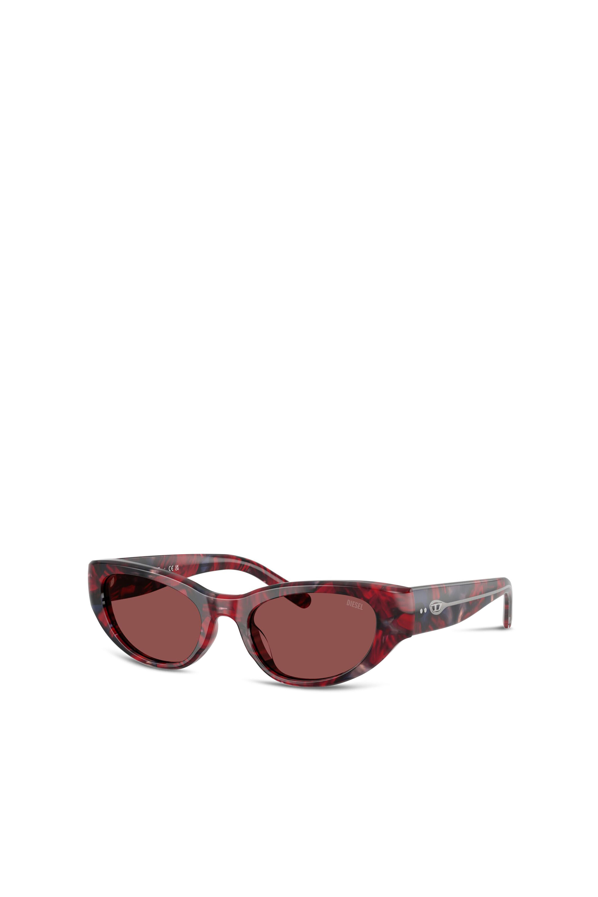 Diesel - 0DL2010U, Unisex's Cat-eye style sunglasses in レッド/ブラウン - 2