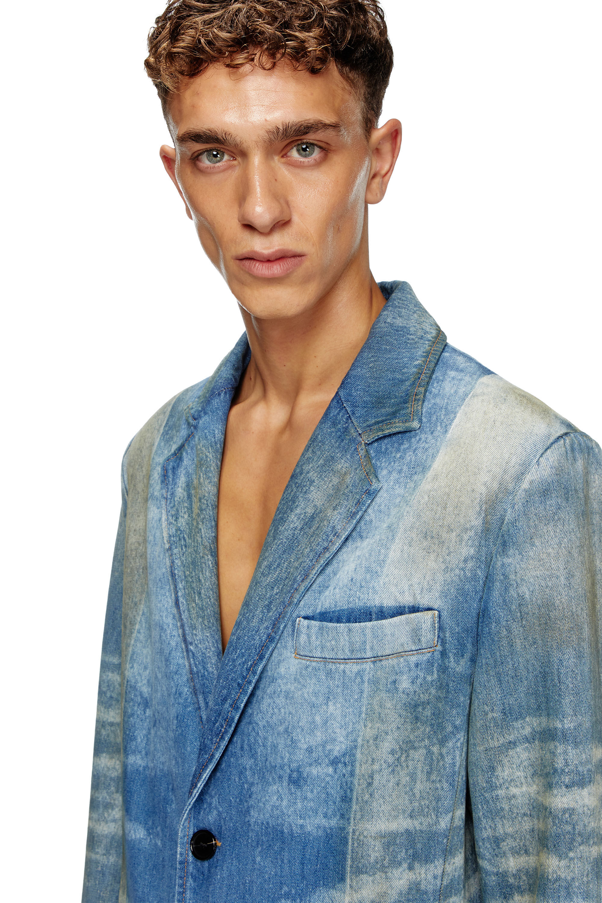 Diesel - D-BALZER-MID-FSF, Male's Denim coat with solarised folds in ミディアムブルー - 4