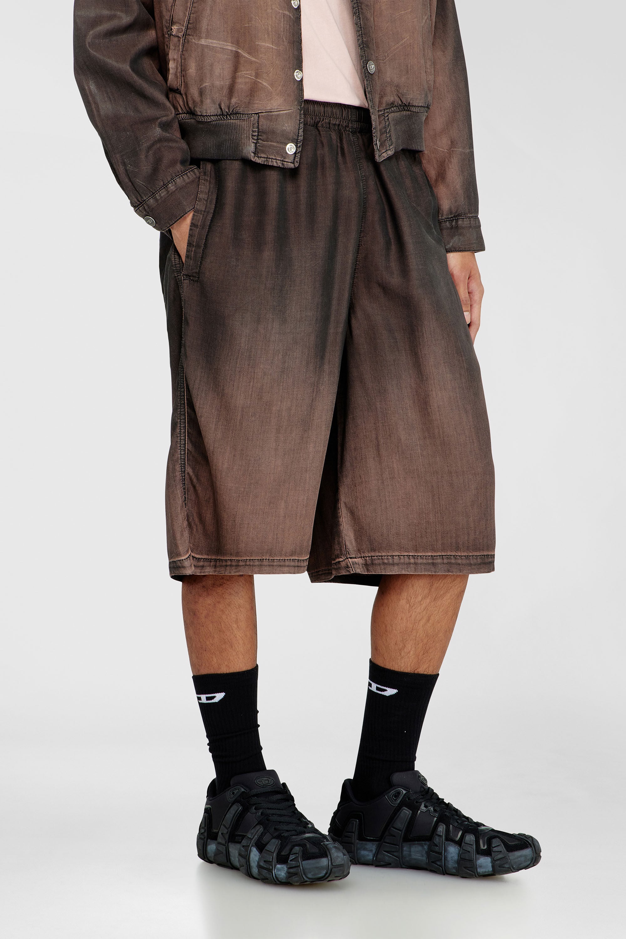 DIESEL BLACK GOLD ラムレザーショートパンツ 38（S〜M） D-RODER-SHORT-S