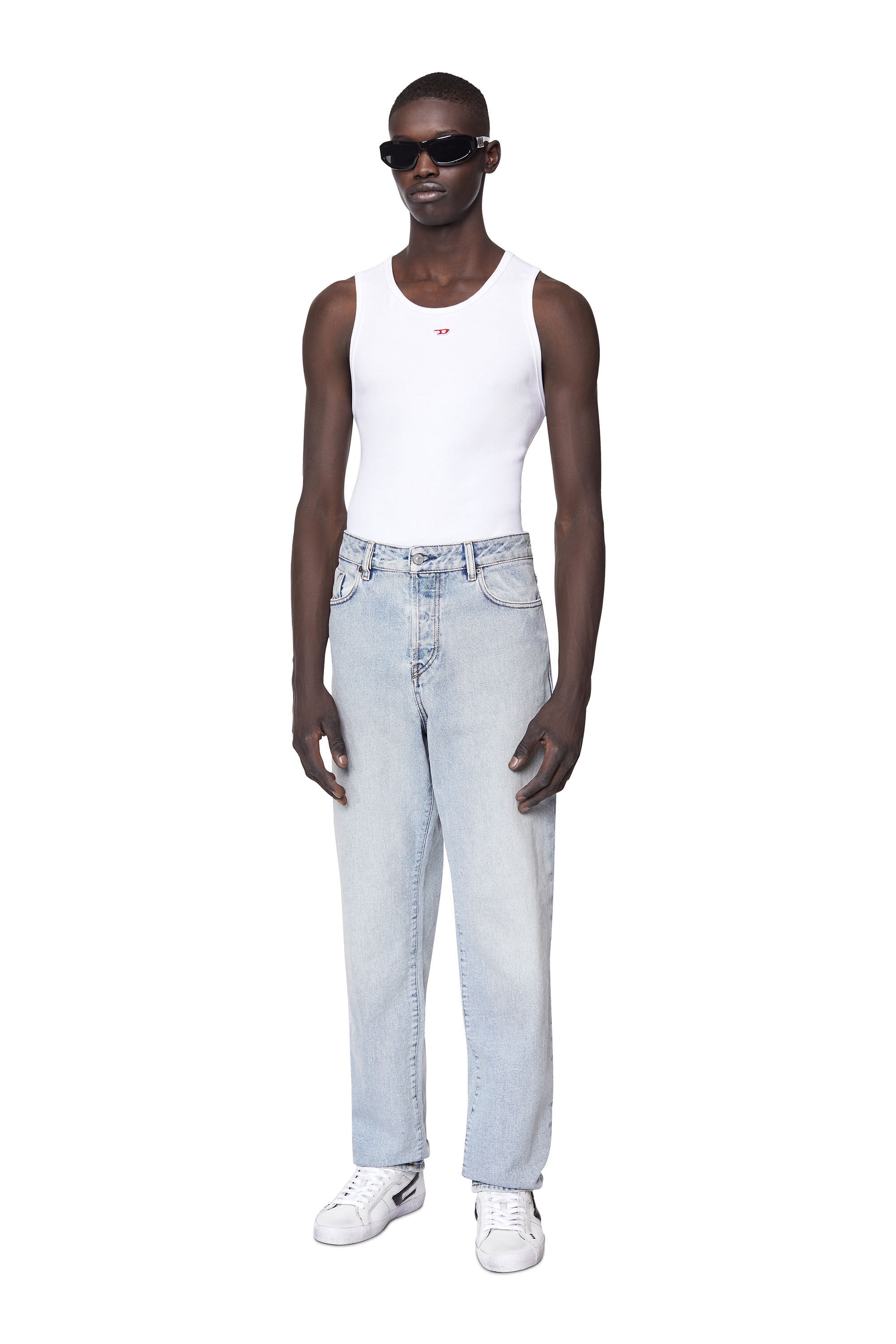 Diesel - S-LEROJI LOW, Male's ローカットスニーカー ロゴ - S-Leroji Low in ホワイト - 1