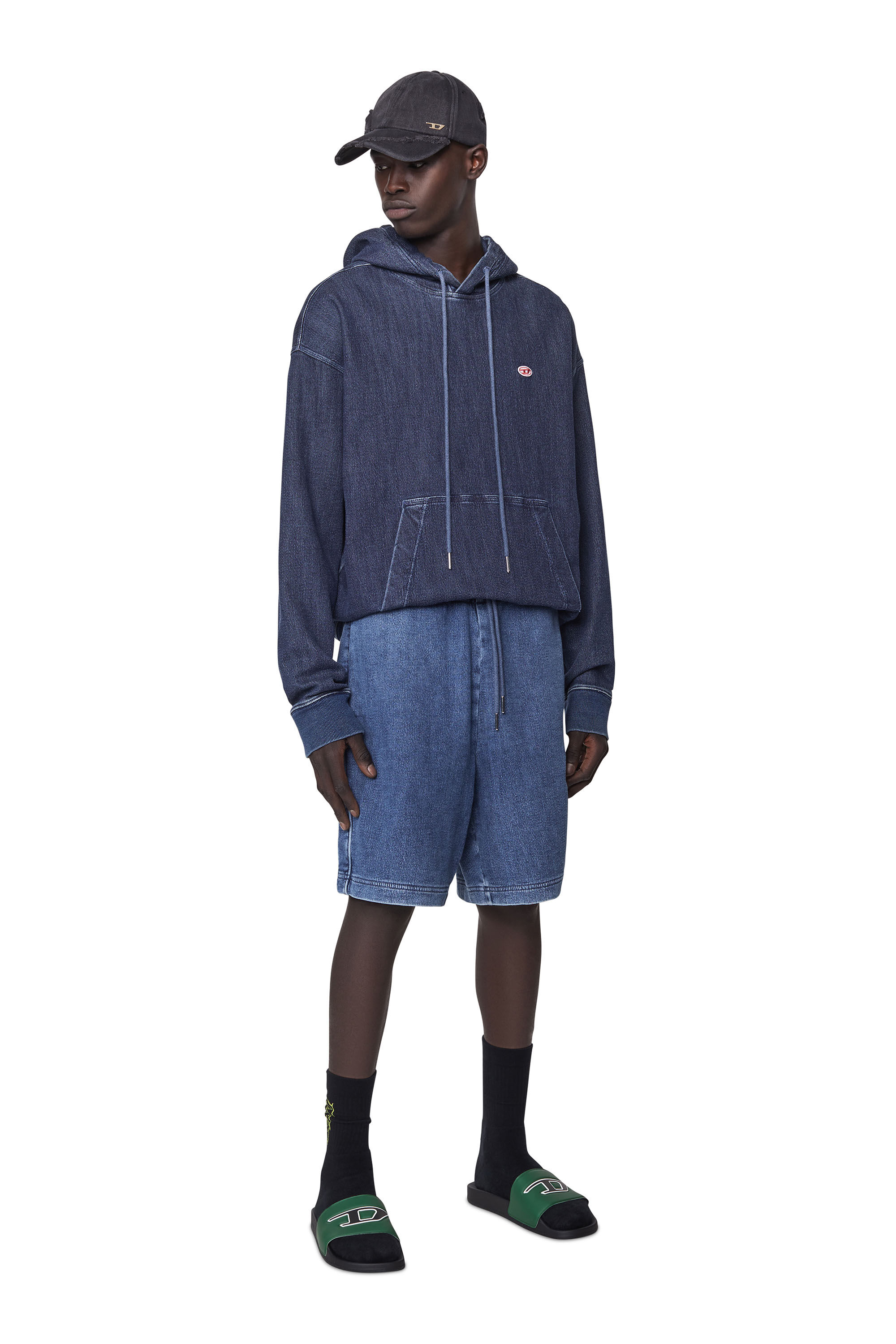 Diesel - D-BOXY TRACK DENIM SHORTS, Male's トラックデニム ショート in ミディアムブルー - 1