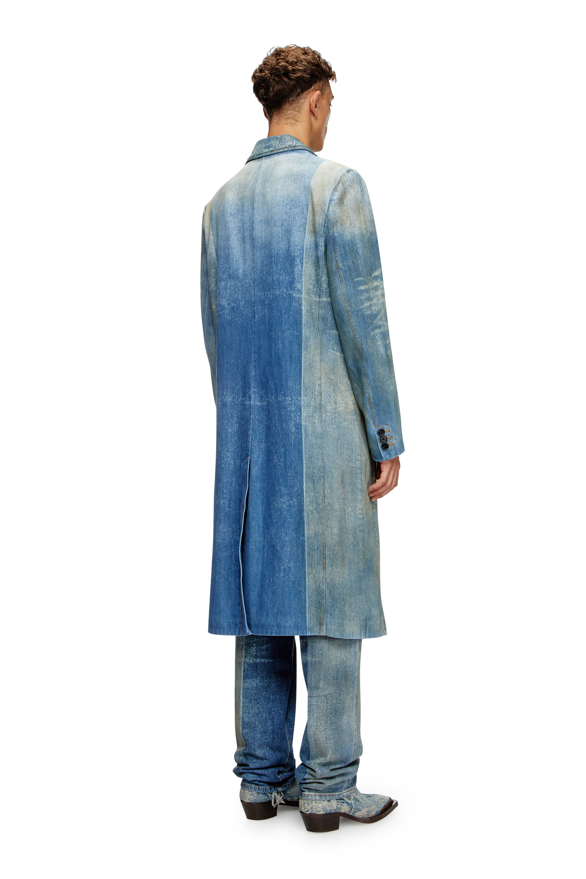 Diesel - D-BALZER-MID-FSF, Male's Denim coat with solarised folds in ミディアムブルー - 5