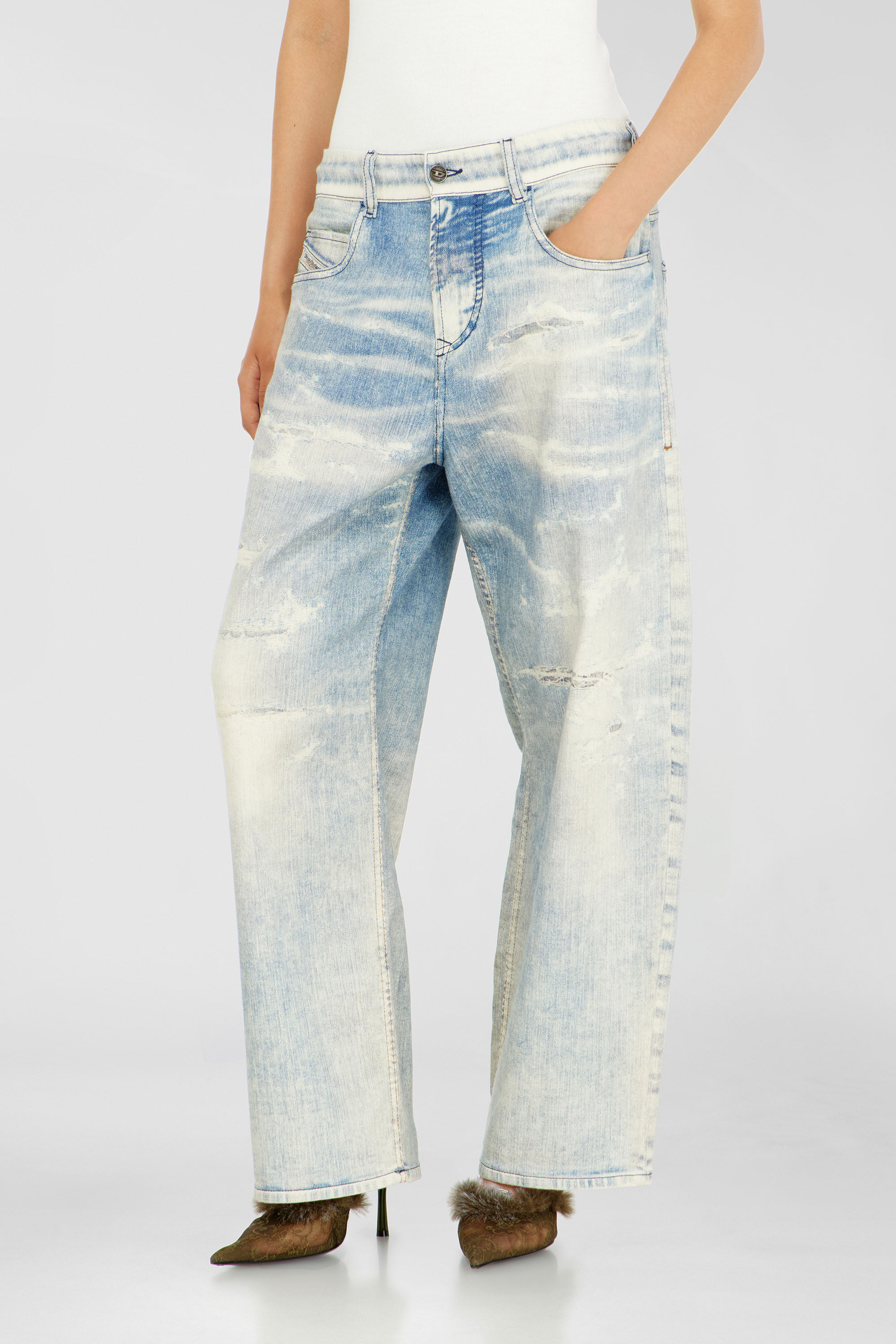 Relaxed ミドルウエスト 2097 D-Enim-M Joggjeans® | ライトブルー