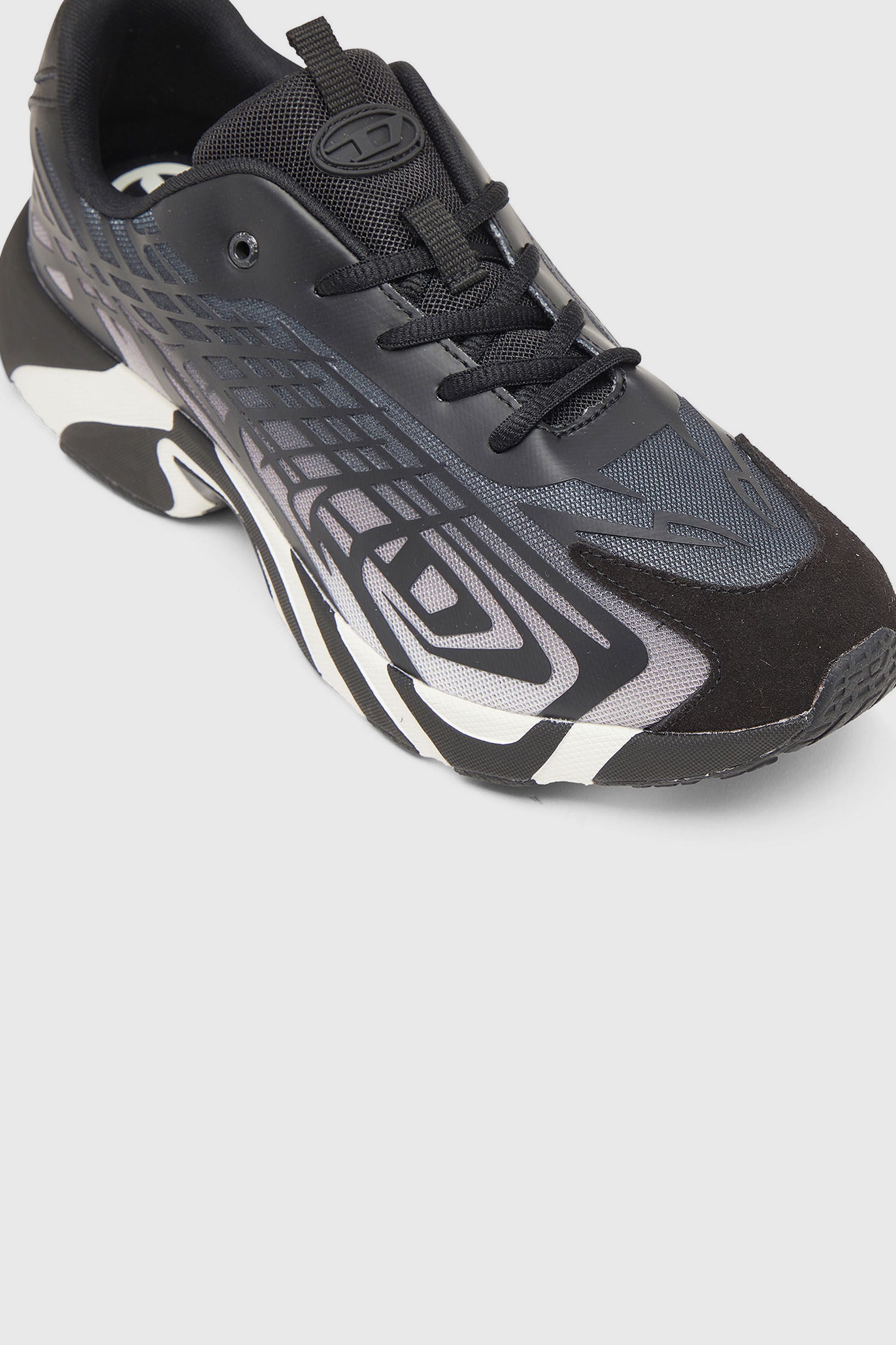 Diesel - S-D-VIT'S 500 LOW, Male's ローカットスニーカー in ブラック/ホワイト - 6