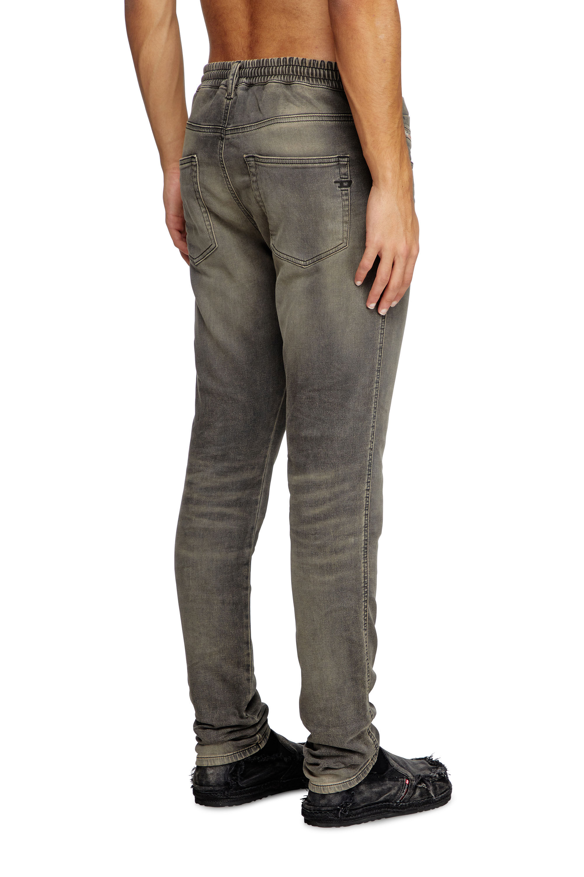 Diesel - Male's Slim 2060 D-Strukt Joggjeans® 068PD, ライトグレー - 5