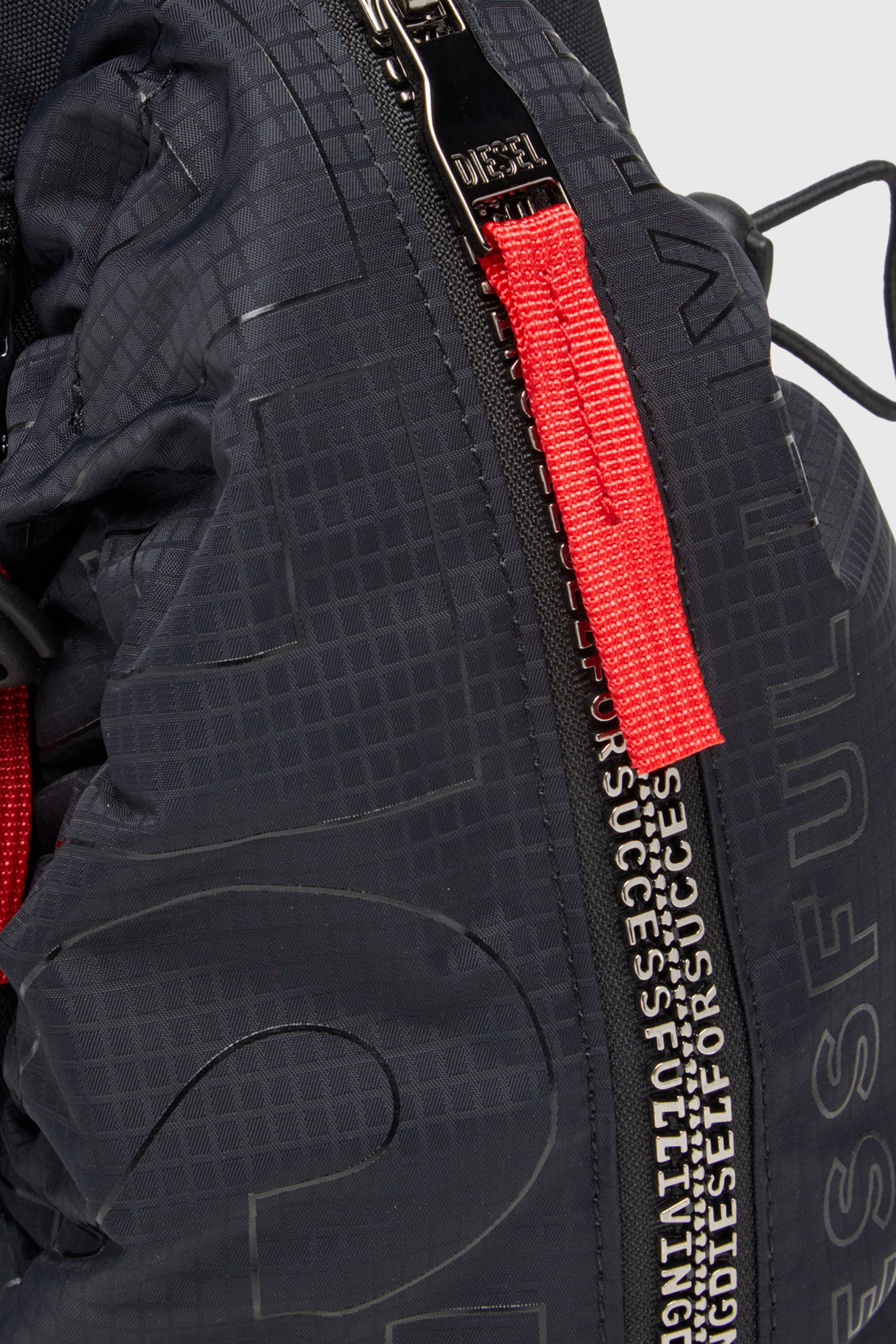 Diesel - ZIP-D CROSSBODY X, Male's Zip-D-Sling bag in check-jacquard shell in ブラック - 5