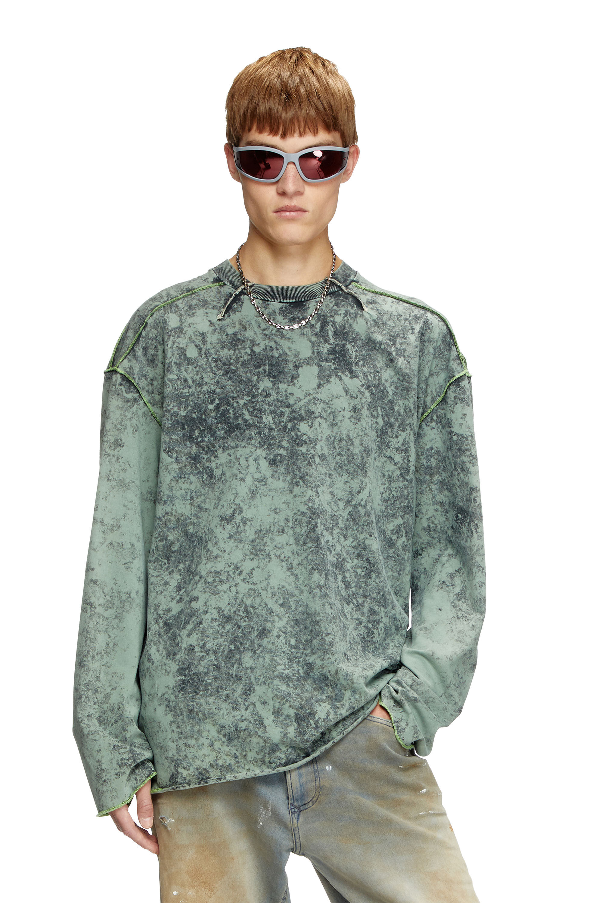 Diesel - T-CRAHOR-LS-R1, Male's Treated long-sleeve T-shirt in グリーン - 3