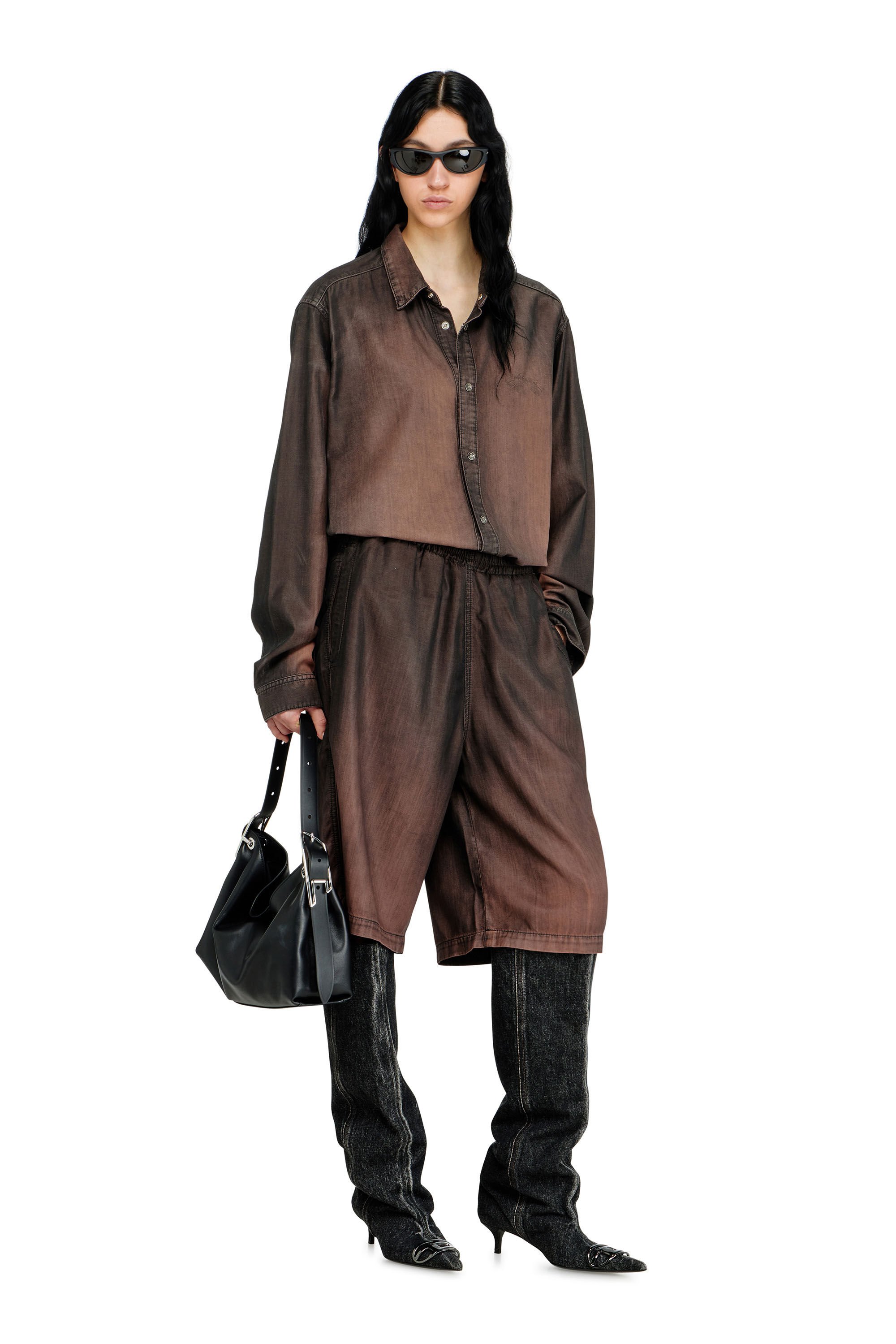 Diesel - D-RODER-SHORT-S, Unisex's デニムショートパンツ in ダークブラウン - 6