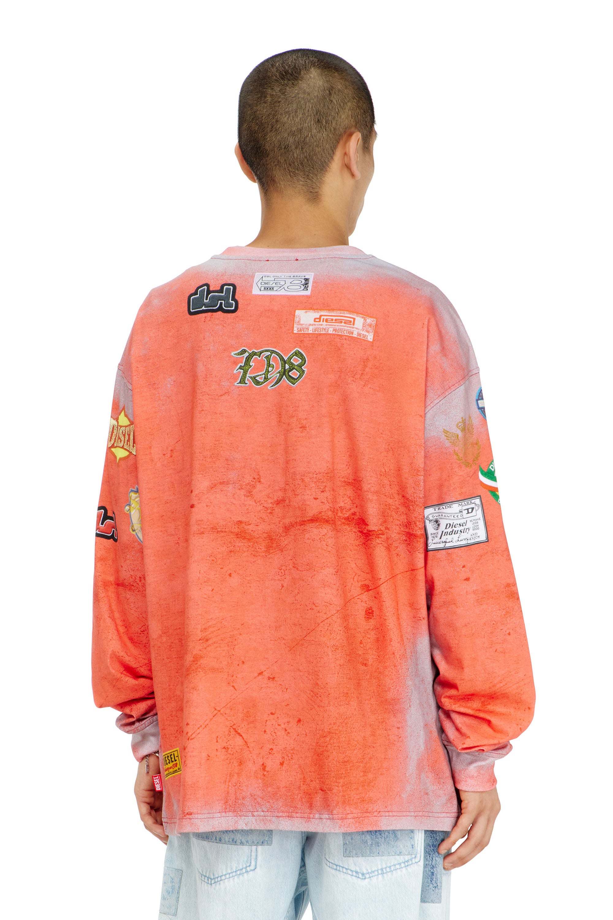 Diesel - T-NORME-LS-PATCHES, Male's 長袖Tシャツ in レッド - 4