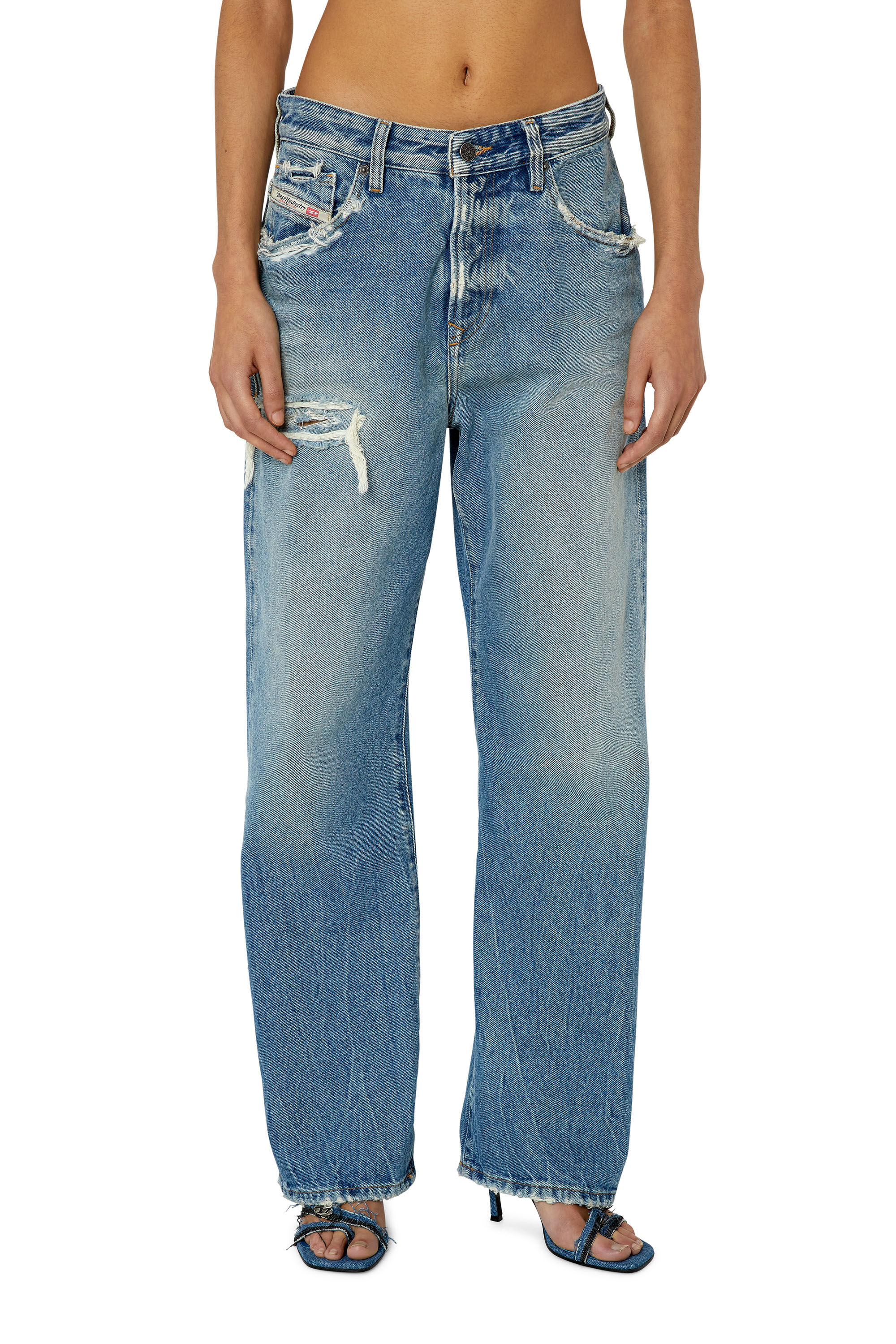 Diesel - Straight Jeans 1999 D-Reggy 007N3, Female's SS23  デニム ストレート ルーズ in ミディアムブルー - 3