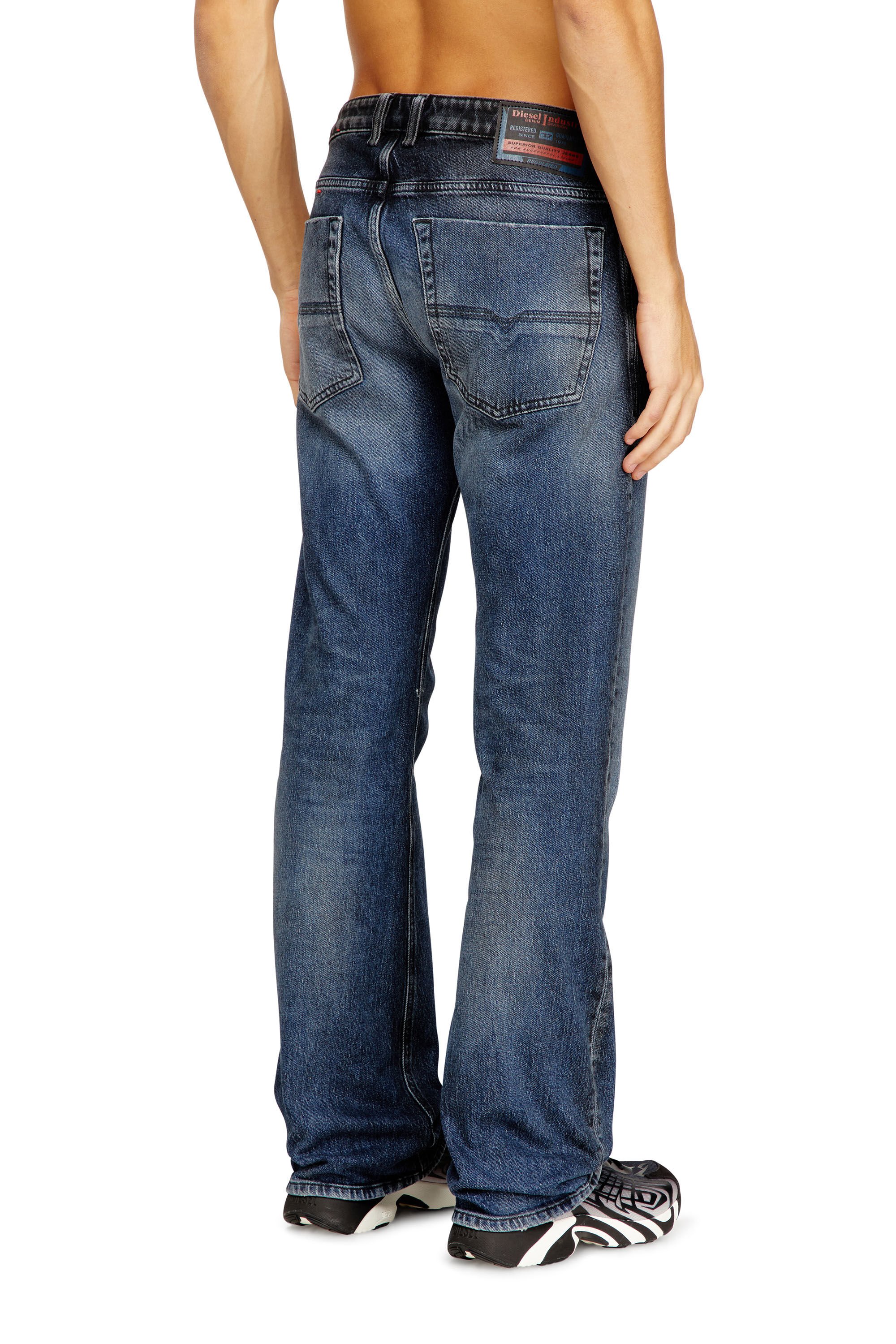 Diesel - Male's Bootcut Jeans 2007 Zatiny 09N53, ミディアムブルー - 5
