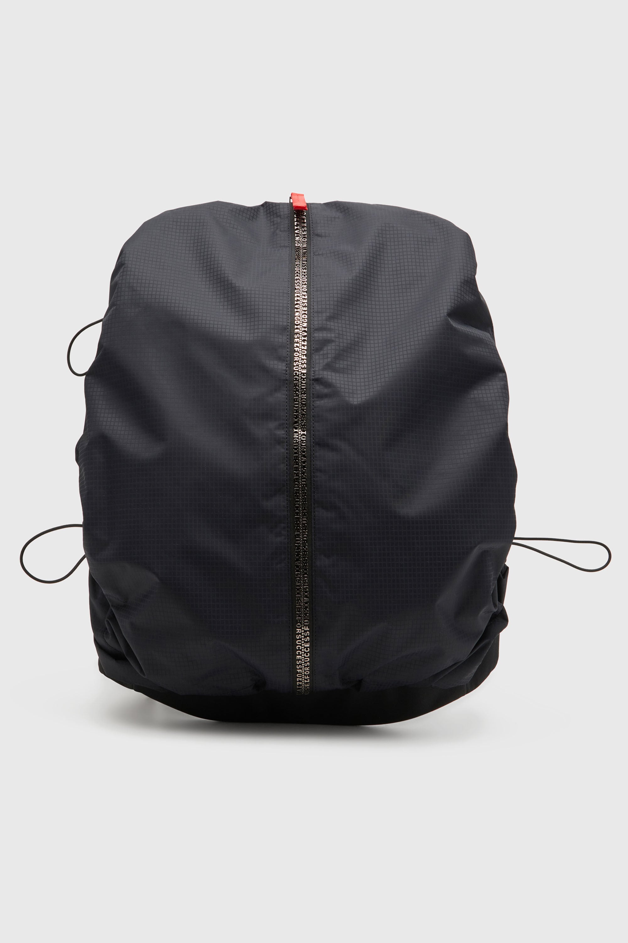 ZIP-D BACKPACK X Zip-D-Backpack in check-jacquard shell｜ブラック
