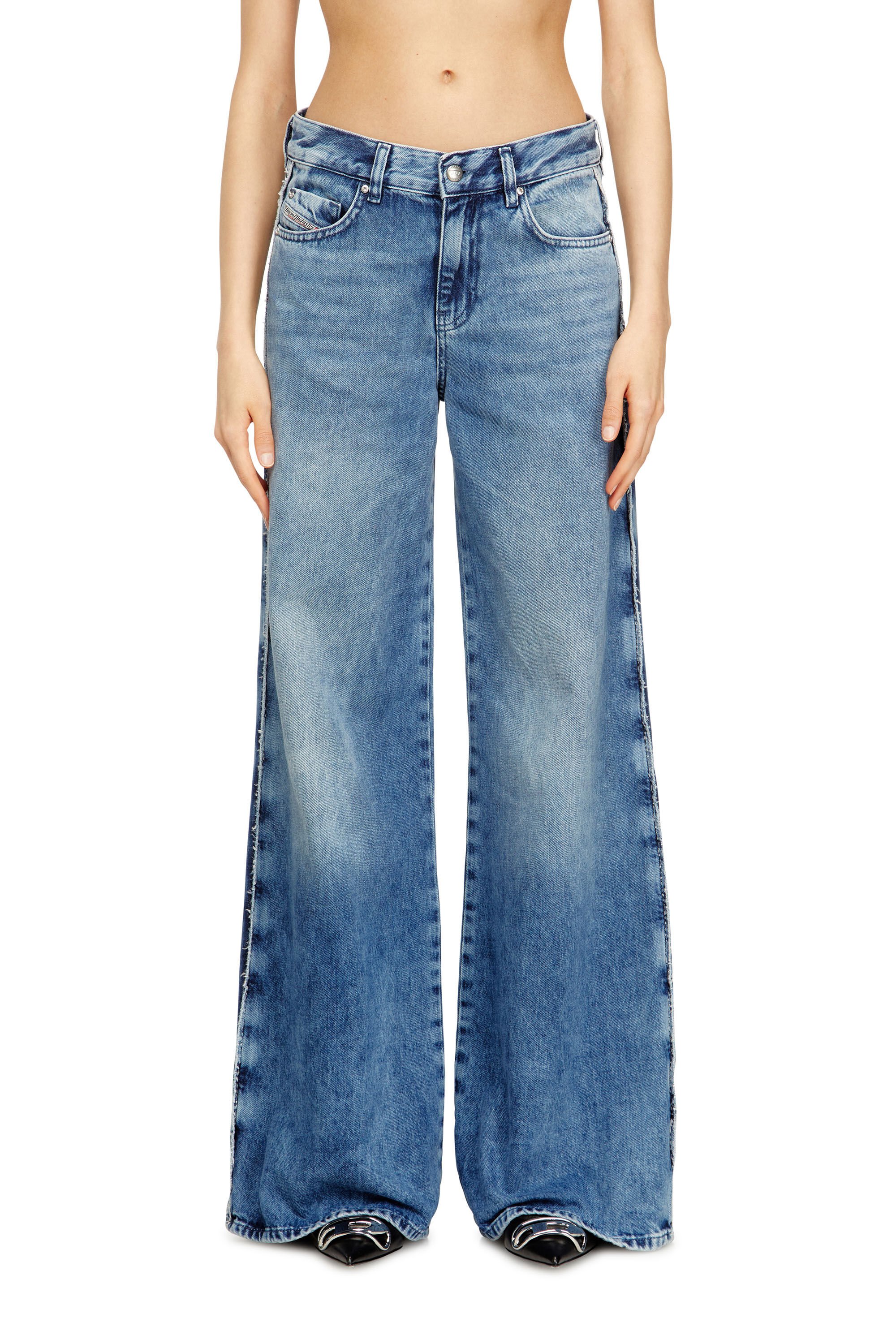 Diesel - Female's Flare Jeans 1978 D-Akemi 0ADCJ, null - 3