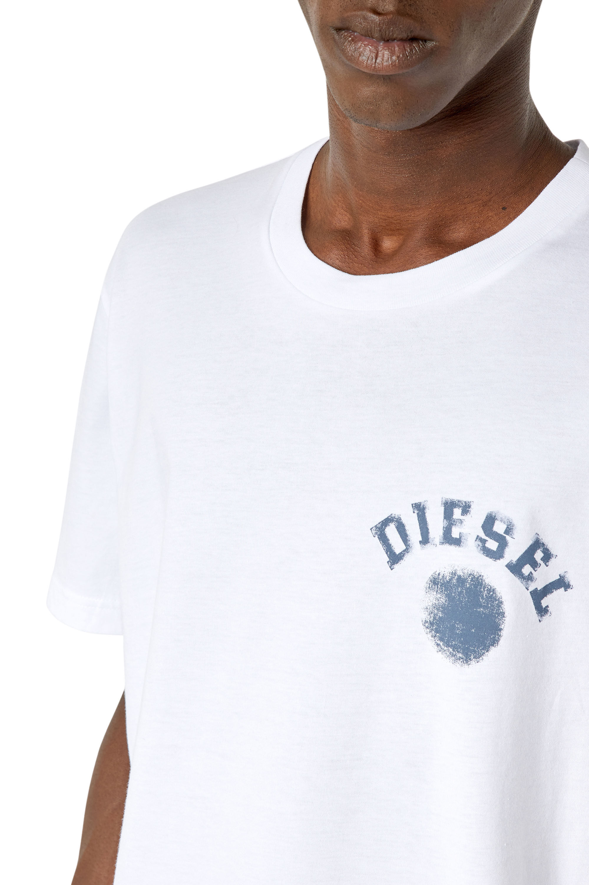 Diesel - T-JUST-K3, Male's Tシャツ レギュラーフィット in ホワイト - 4