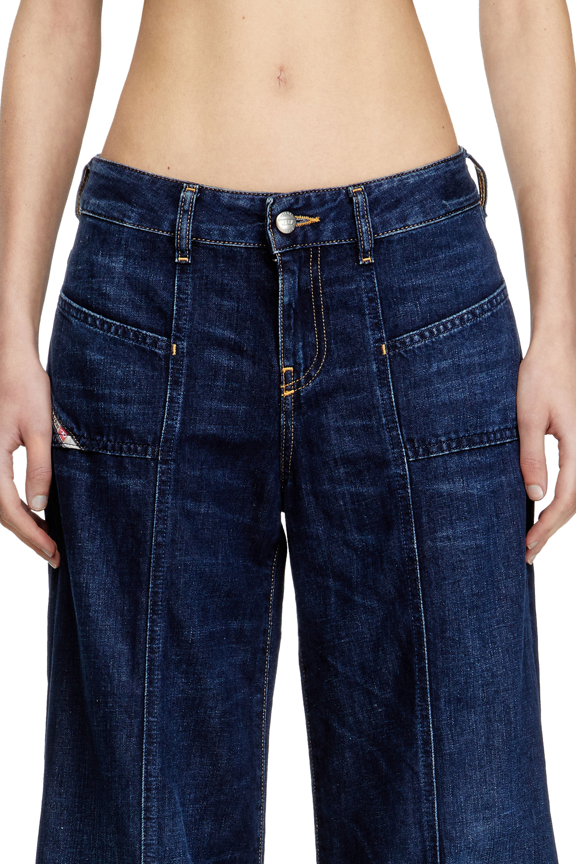 Diesel - Female's Flare Jeans D-Akii 068RA, ダークブルー - 5