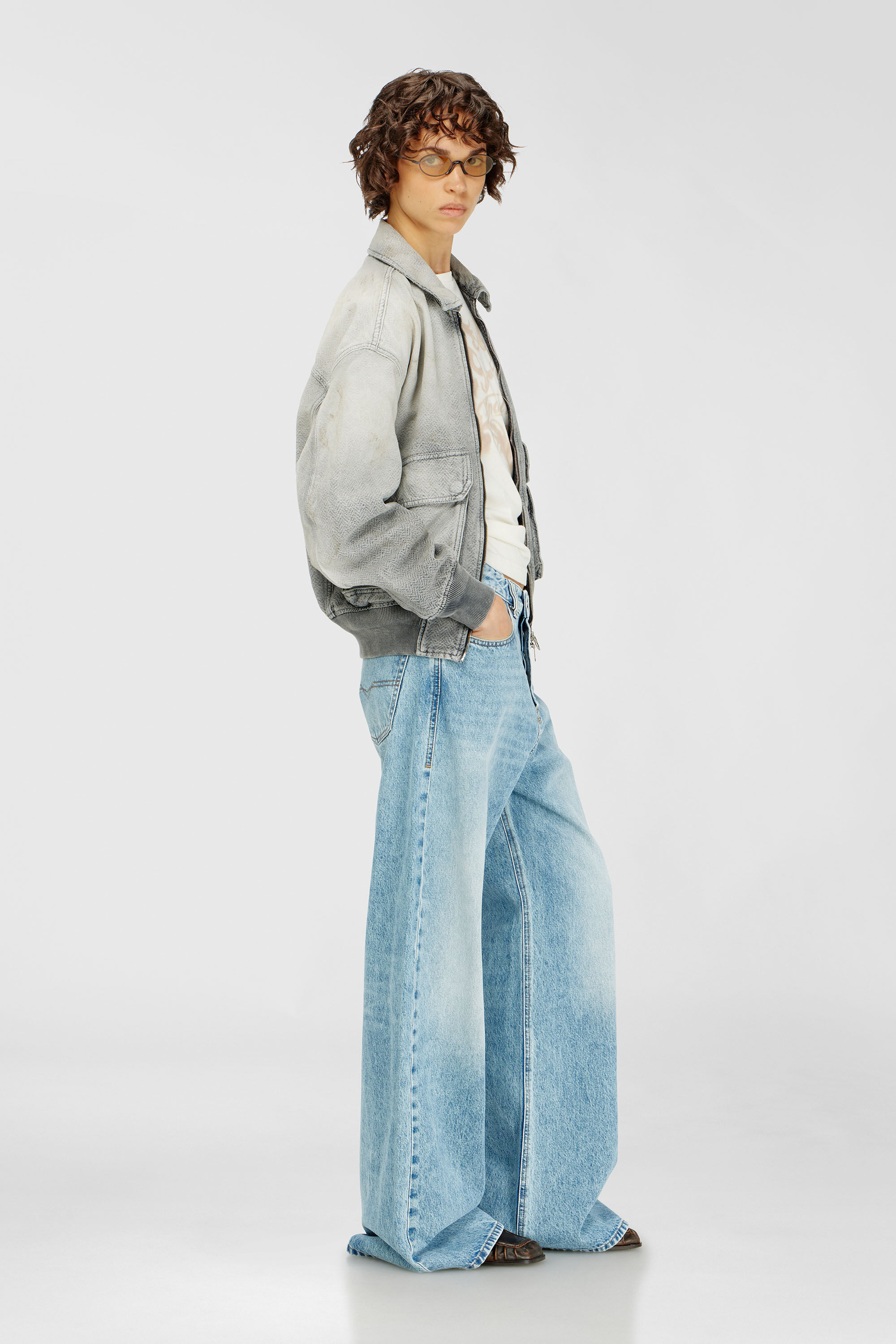 Diesel - Unisex's Relaxed Jeans 1996 D-Sire 09I29, ライトブルー - 2
