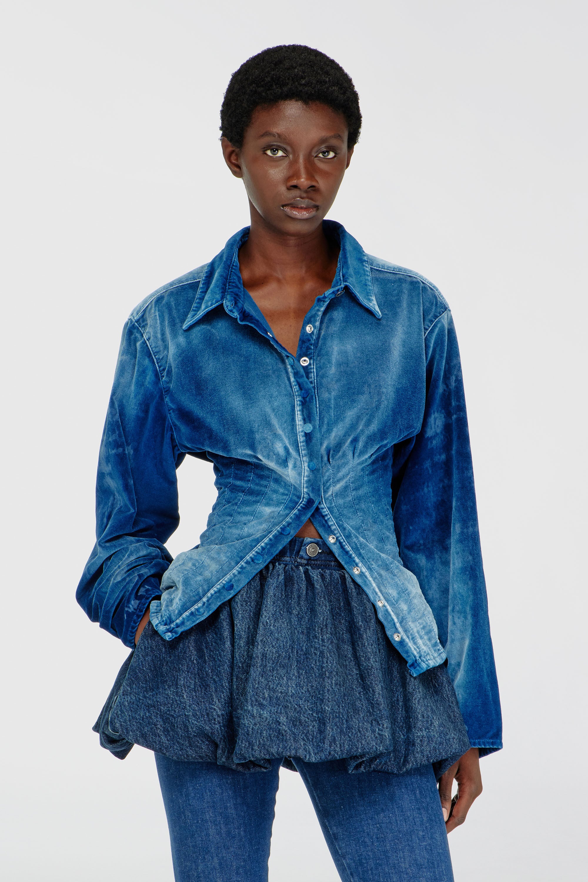 Diesel - DE-SINDI-FSJ, Female's Shirt in velvet denim in ダークブルー - 3