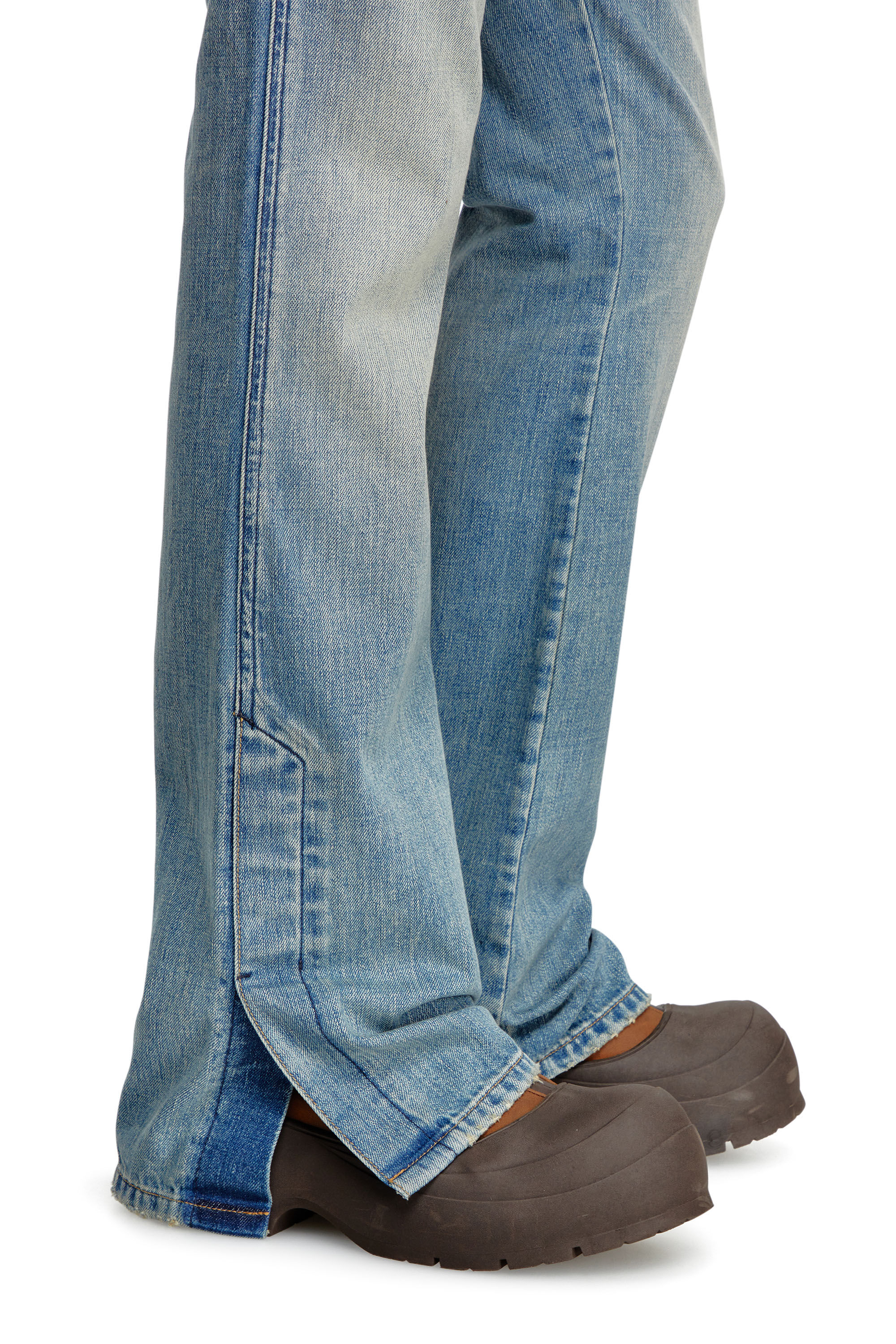 Diesel - Male's Bootcut Jeans D-Backler 0GRDN, ライトブルー - 4