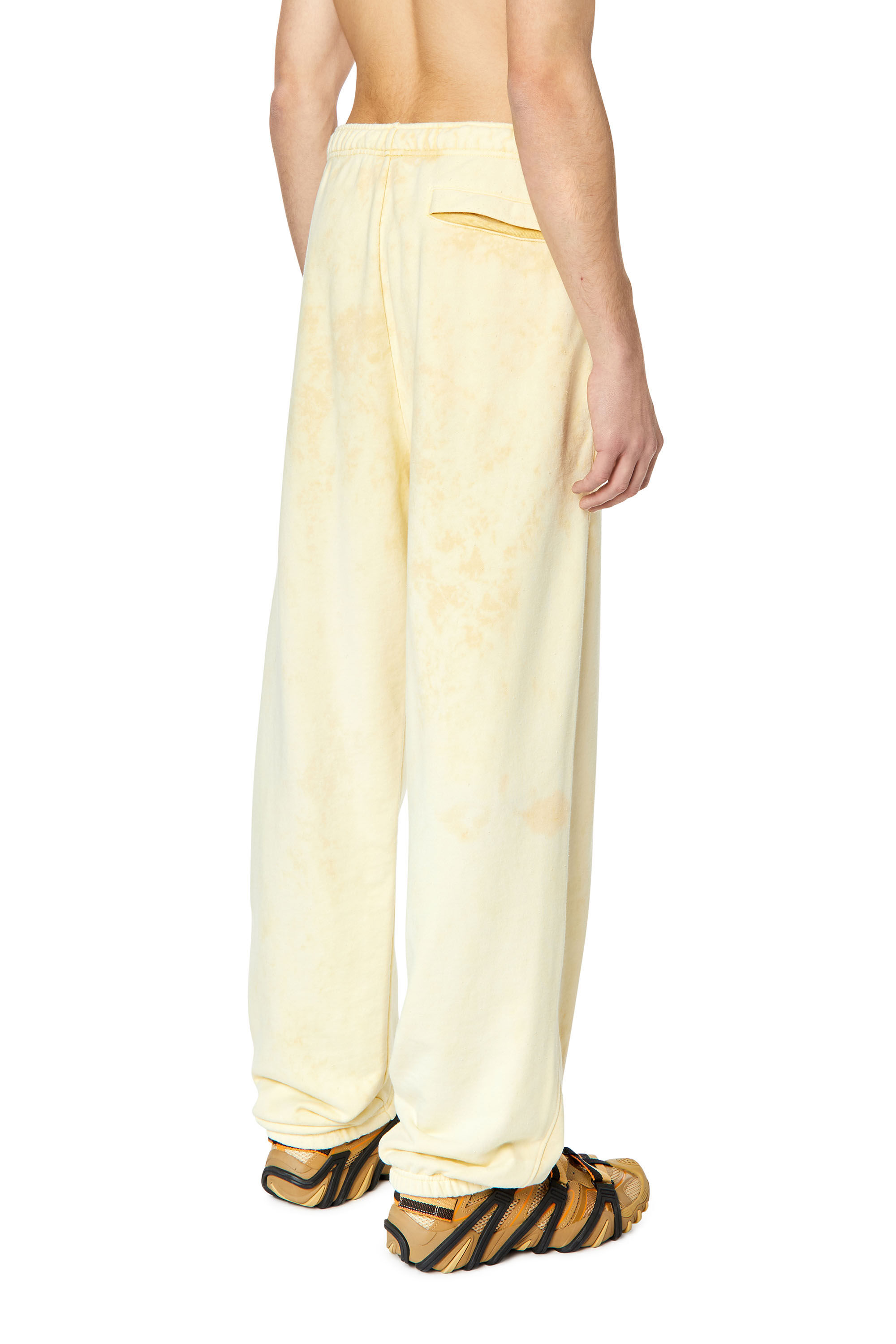 Diesel - P-MARKY, Male's スウェットパンツ in Yellow - 2