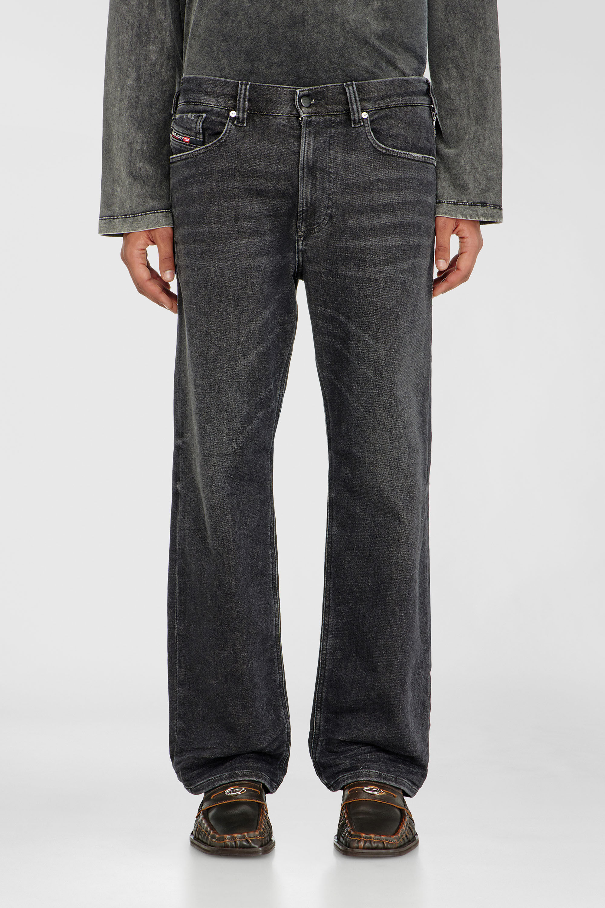 Diesel - Male's Relaxed 2080 D-Reel Joggjeans&reg; 09P92, ブラック/ダークグレー - 3